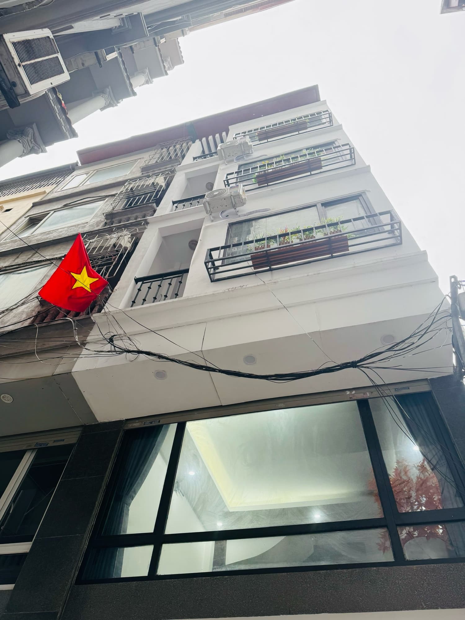 Nhà đất mặt phố, Long Biên, Hà Nội - 35m² giá 10.9 tỷ
