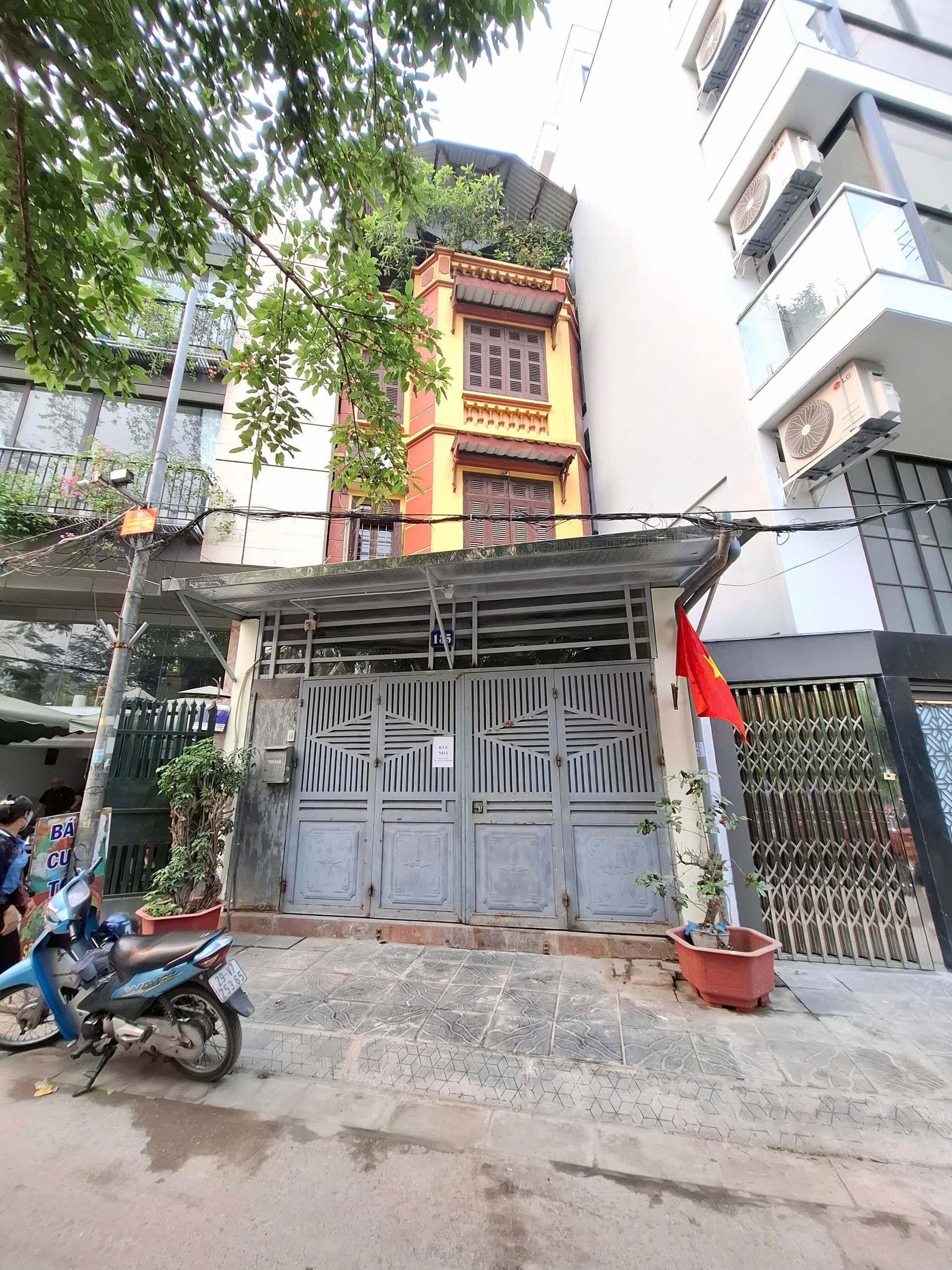 Nhà đất mặt phố, Thanh Xuân, Hà Nội - 65m² giá 25.6 tỷ