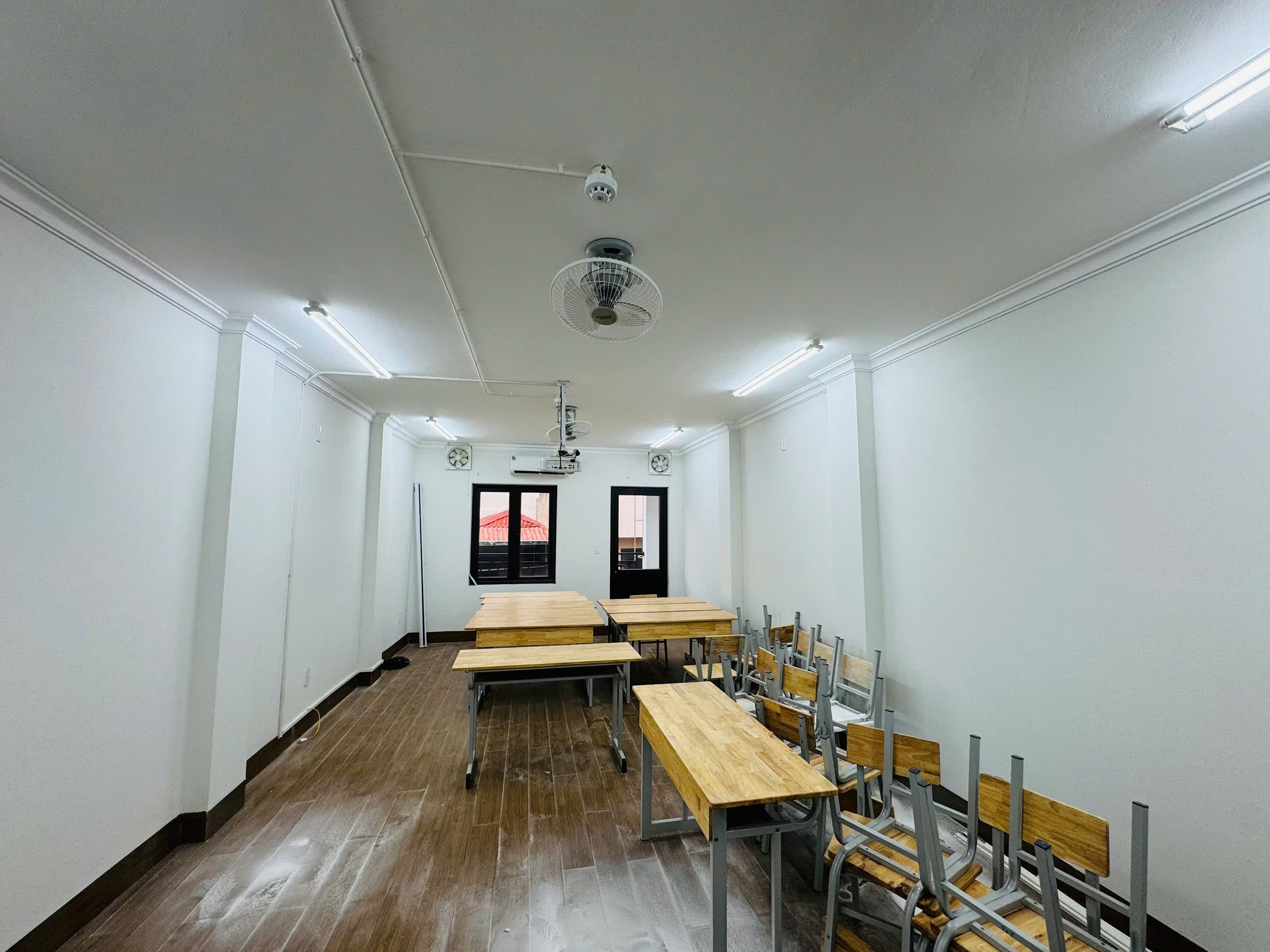 Nhà đất mặt phố, Thanh Xuân, Hà Nội - 82m² giá 33 tỷ