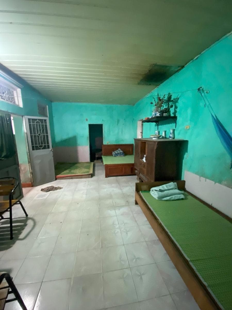 Nhà đất mặt phố, Long Biên, Hà Nội - 102m² giá 24.1 tỷ