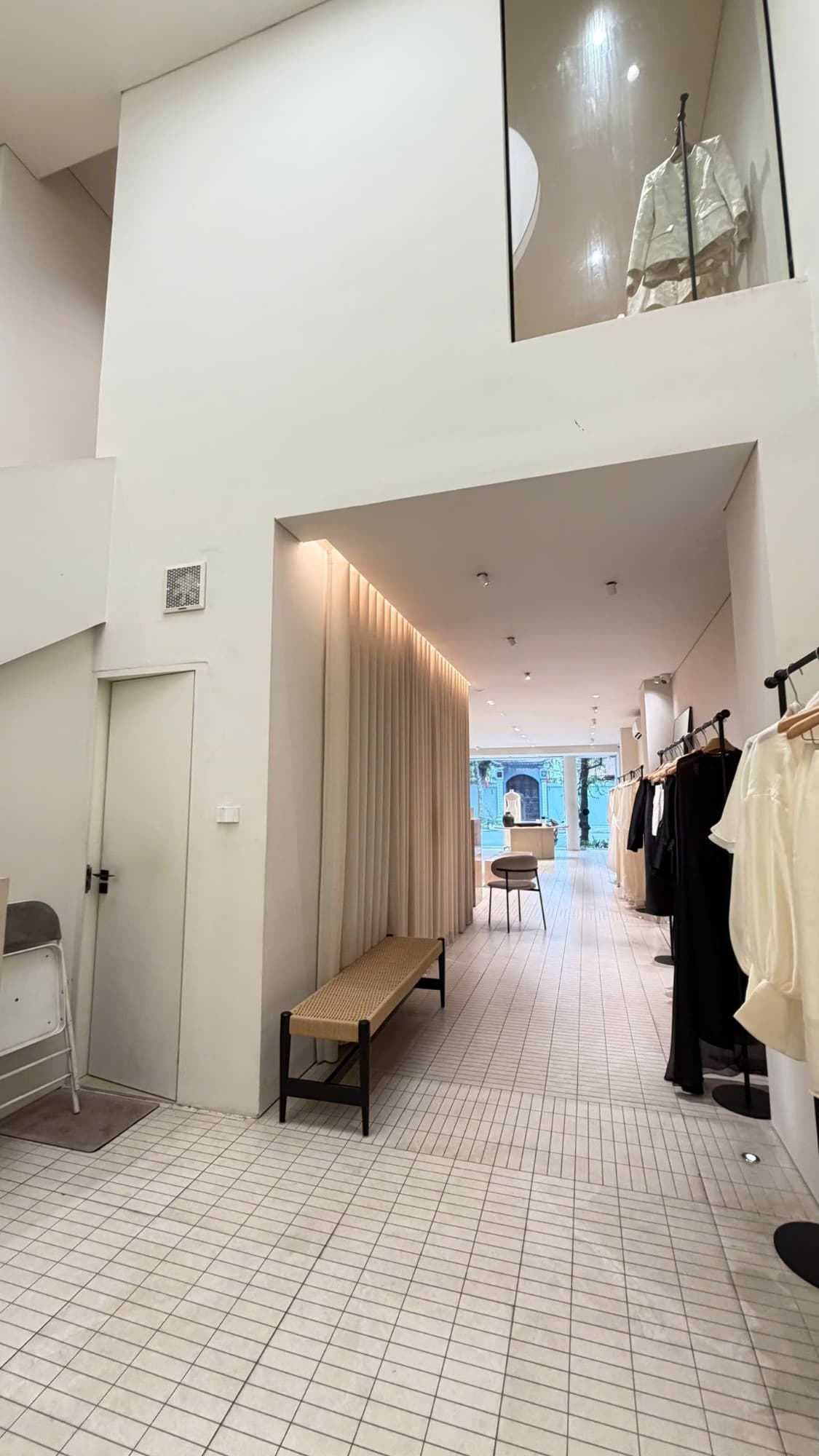 Nhà đất mặt phố, Hai Bà Trưng, Hà Nội - 188m² giá 160 tỷ