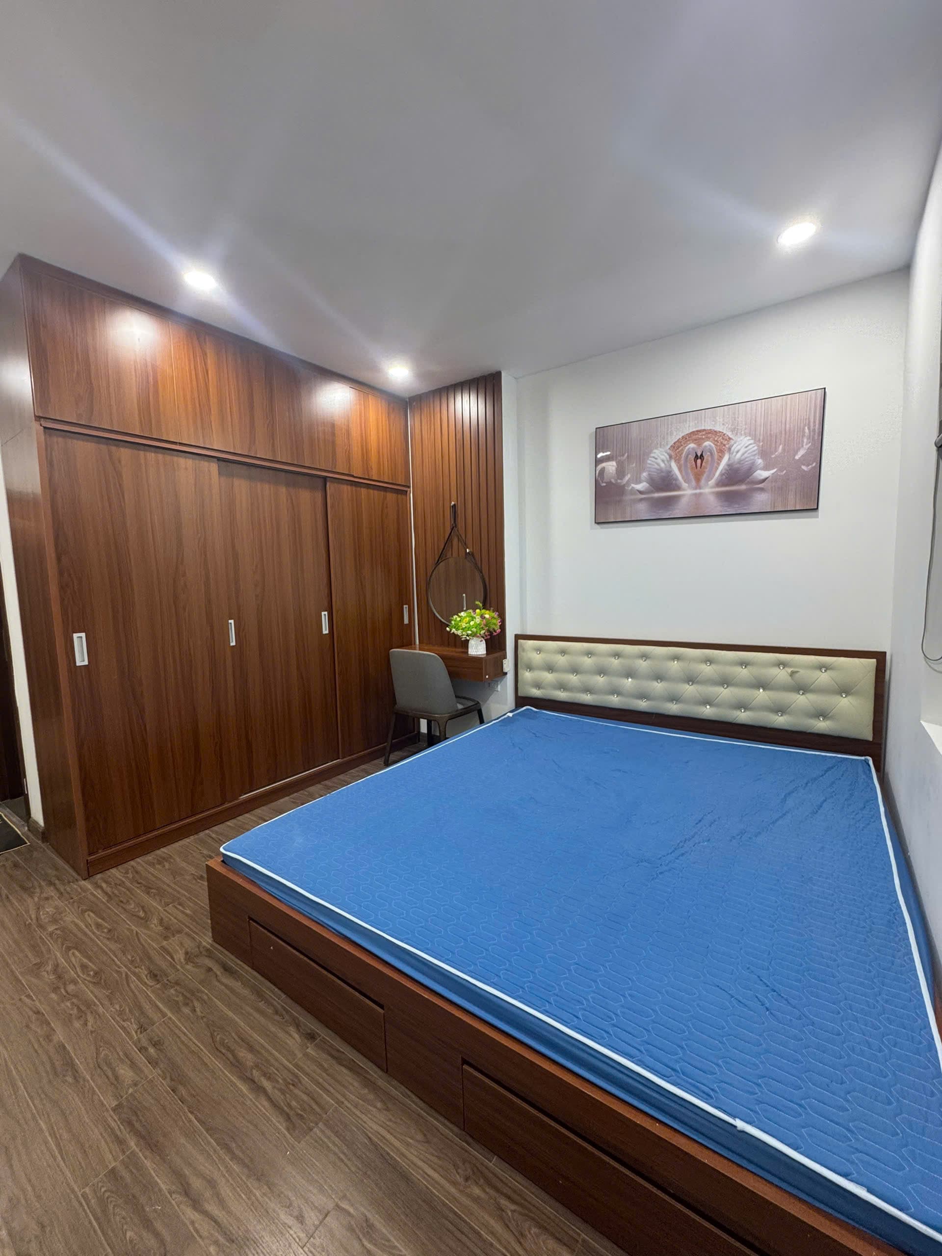 Căn hộ mặt phố, Hoàng Mai, Hà Nội - 102m² giá 9.5 tỷ