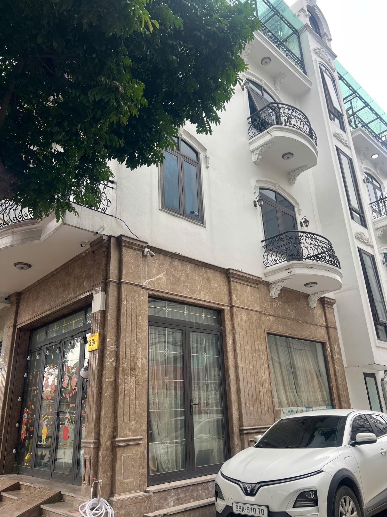 Nhà đất mặt phố, Long Biên, Hà Nội - 64m² giá 23 tỷ