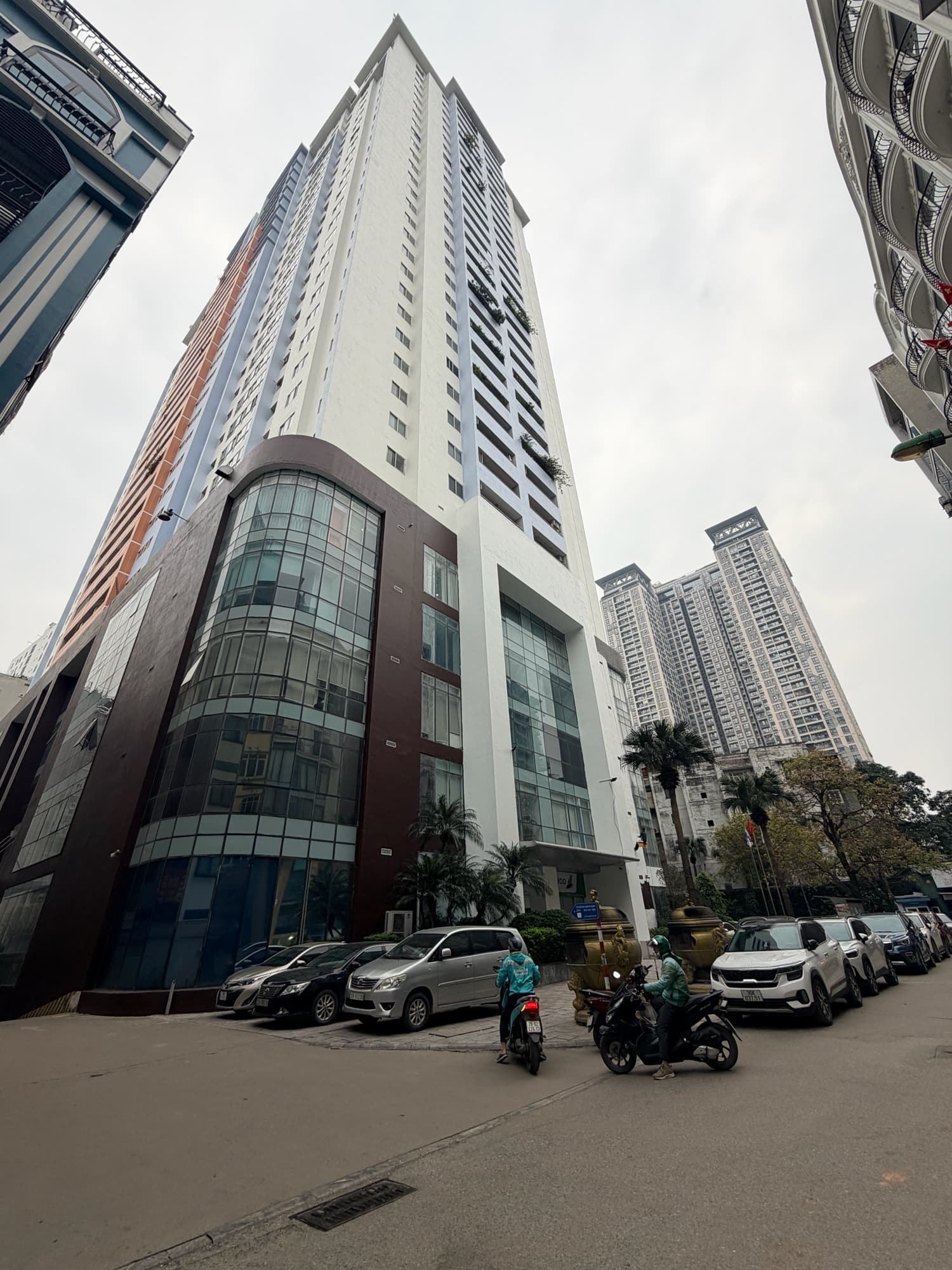 Căn hộ mặt phố, Cầu Giấy, Hà Nội - 159m² giá 10.7 tỷ