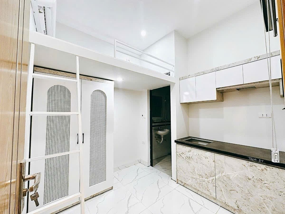 Nhà đất mặt phố, Cầu Giấy, Hà Nội - 43m² giá 14.8 tỷ