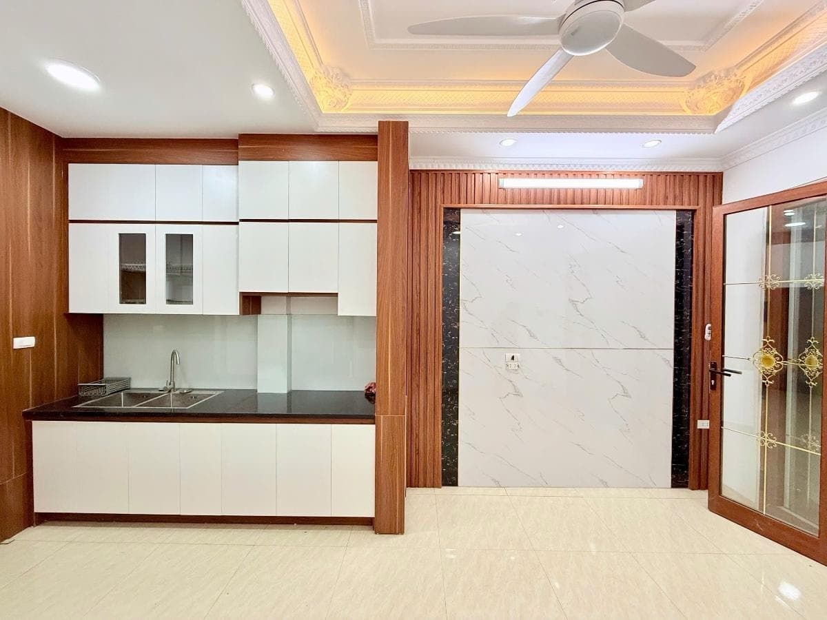 Nhà đất mặt phố, Ba Đình, Hà Nội - 22m² giá 5.85 tỷ