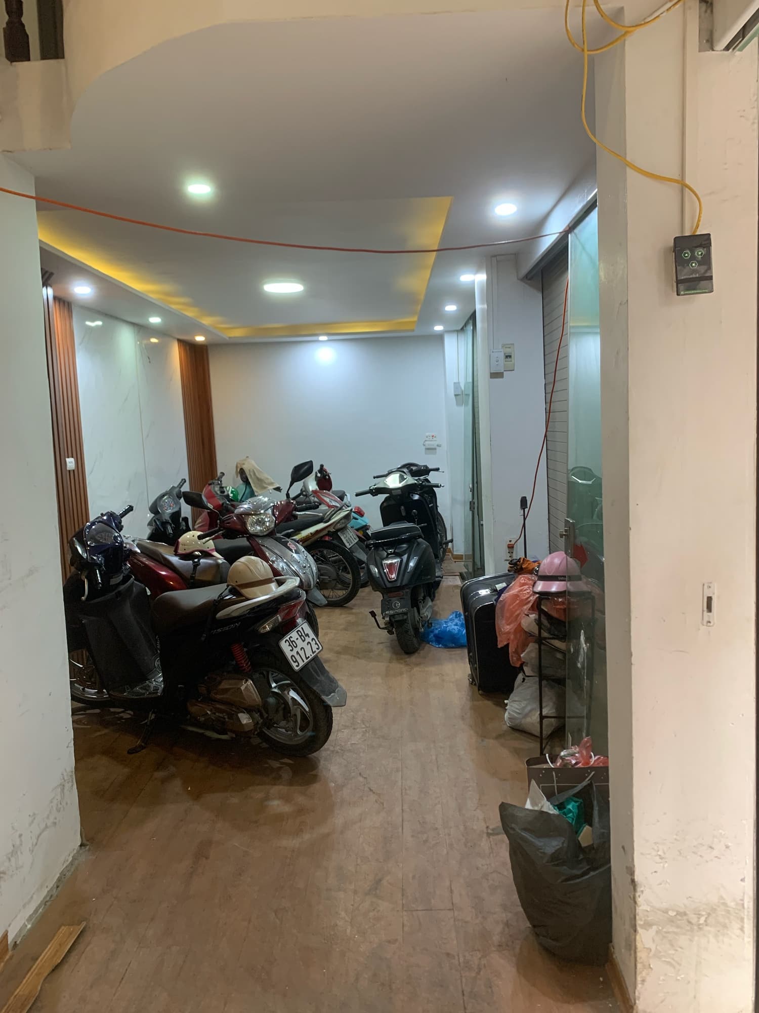 Nhà đất mặt phố, Hoàng Mai, Hà Nội - 41.2m² giá 6.4 tỷ