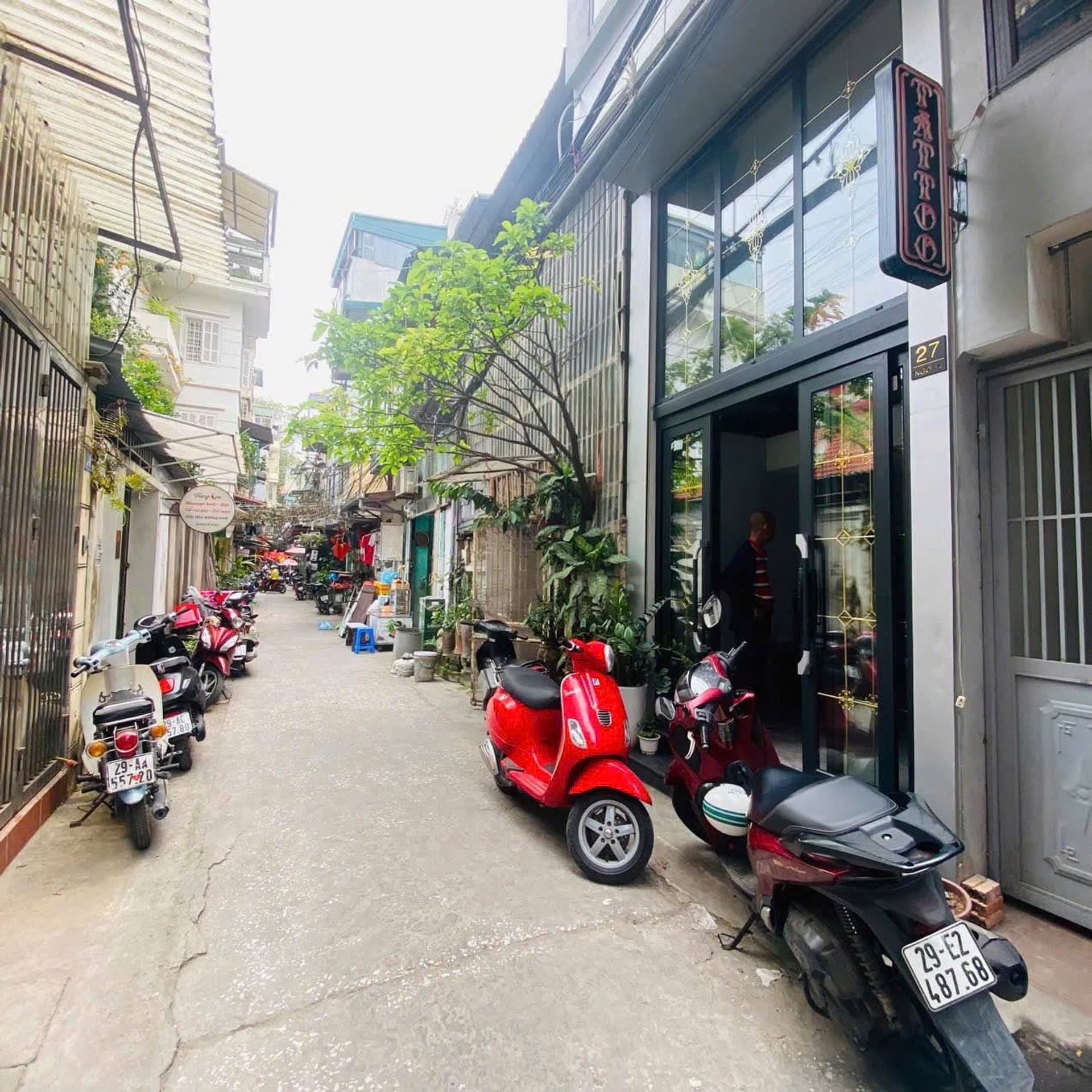 Nhà đất mặt phố, Ba Đình, Hà Nội - 19m² giá 6.9 tỷ