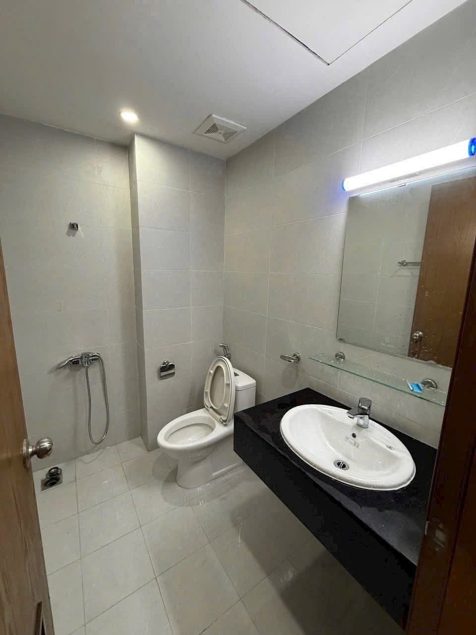 Căn hộ mặt phố, Hoàng Mai, Hà Nội - 107m² giá 8.4 tỷ