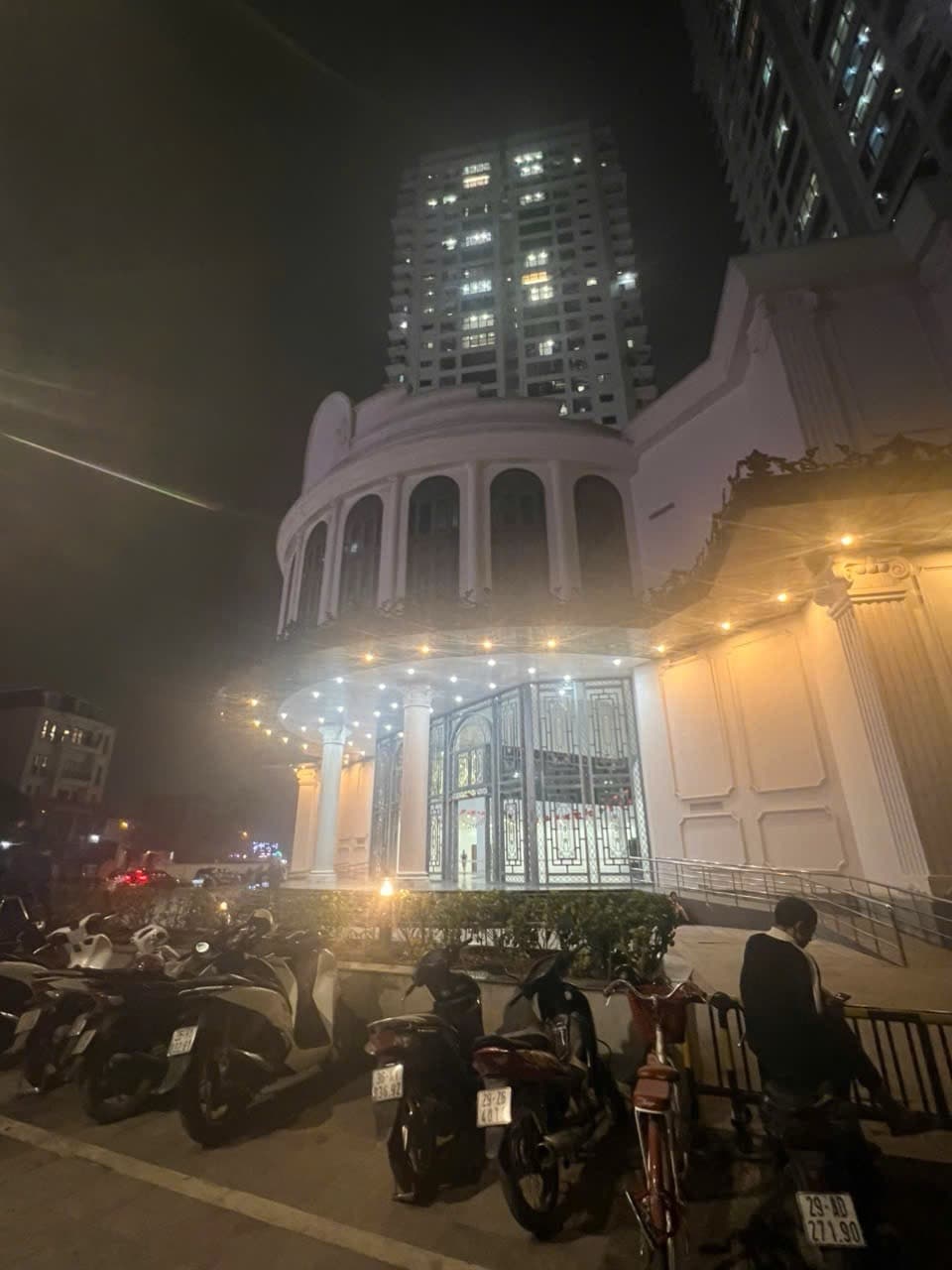 Căn hộ Iris Garden -, - 135m² giá 12 tỷ