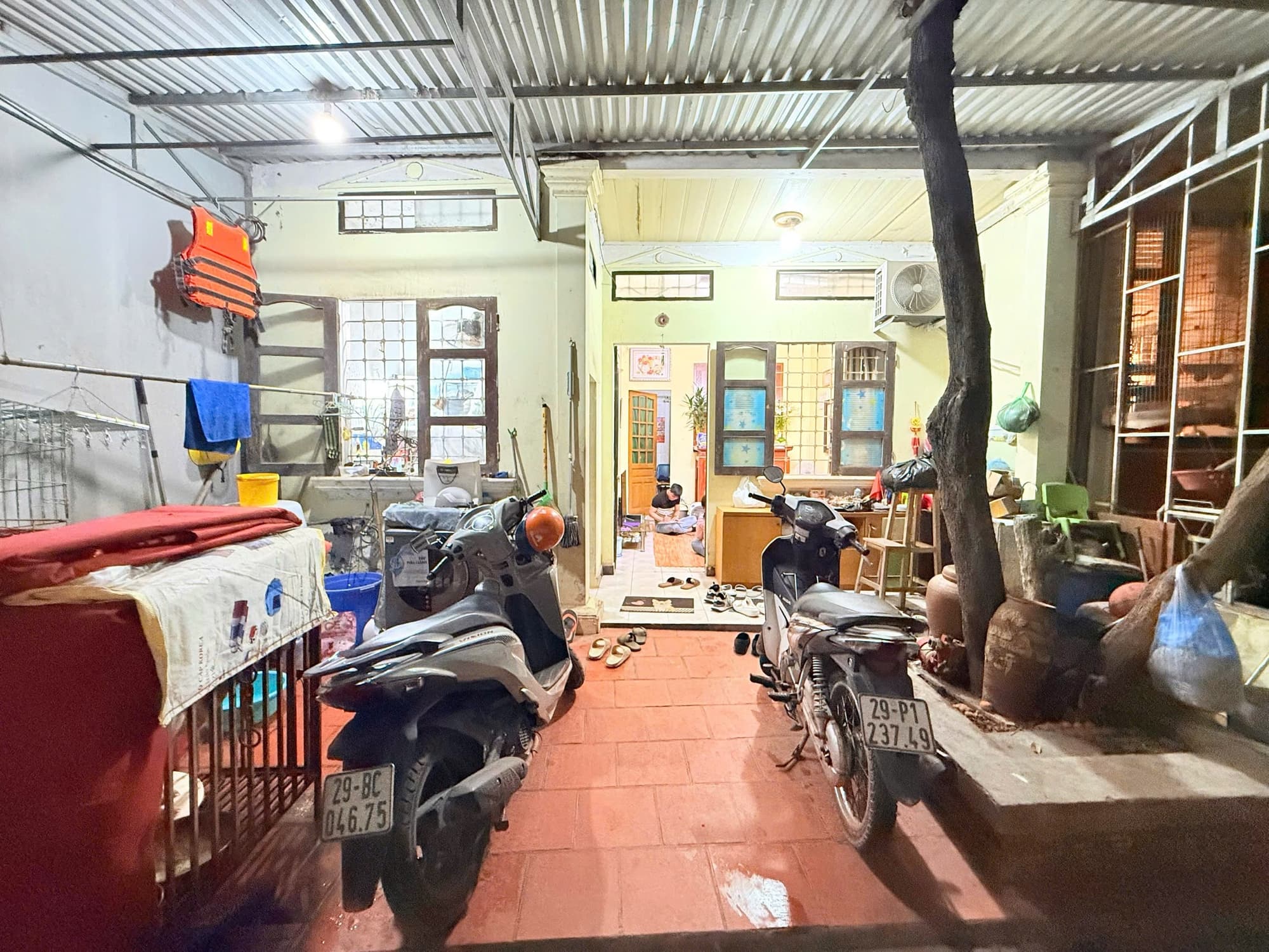 Nhà đất mặt phố, Cầu Giấy, Hà Nội - 71m² giá 18.2 tỷ