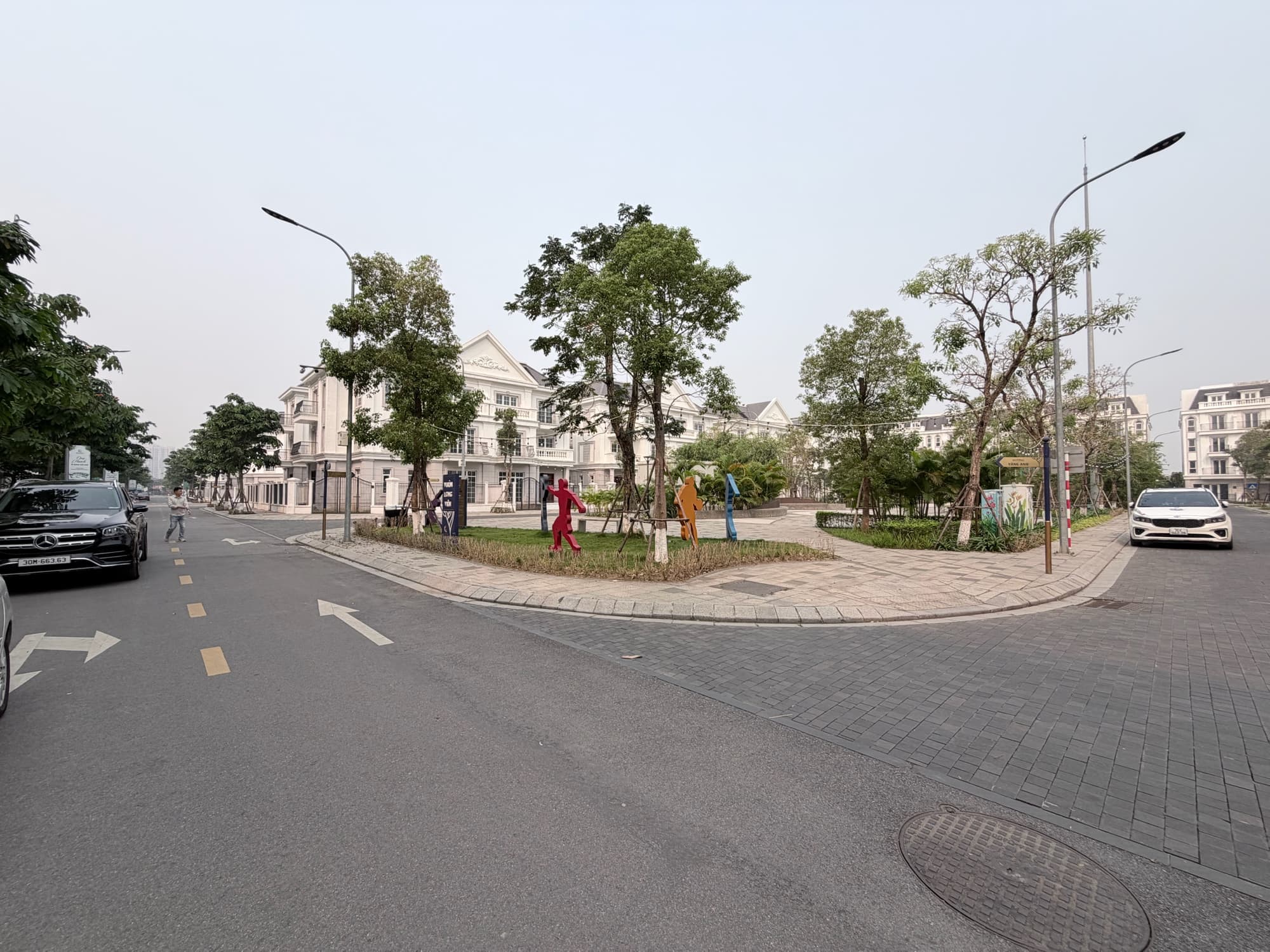 Nhà đất mặt phố Gia Lâm, Hà Nội - 225m² giá 42.5 tỷ