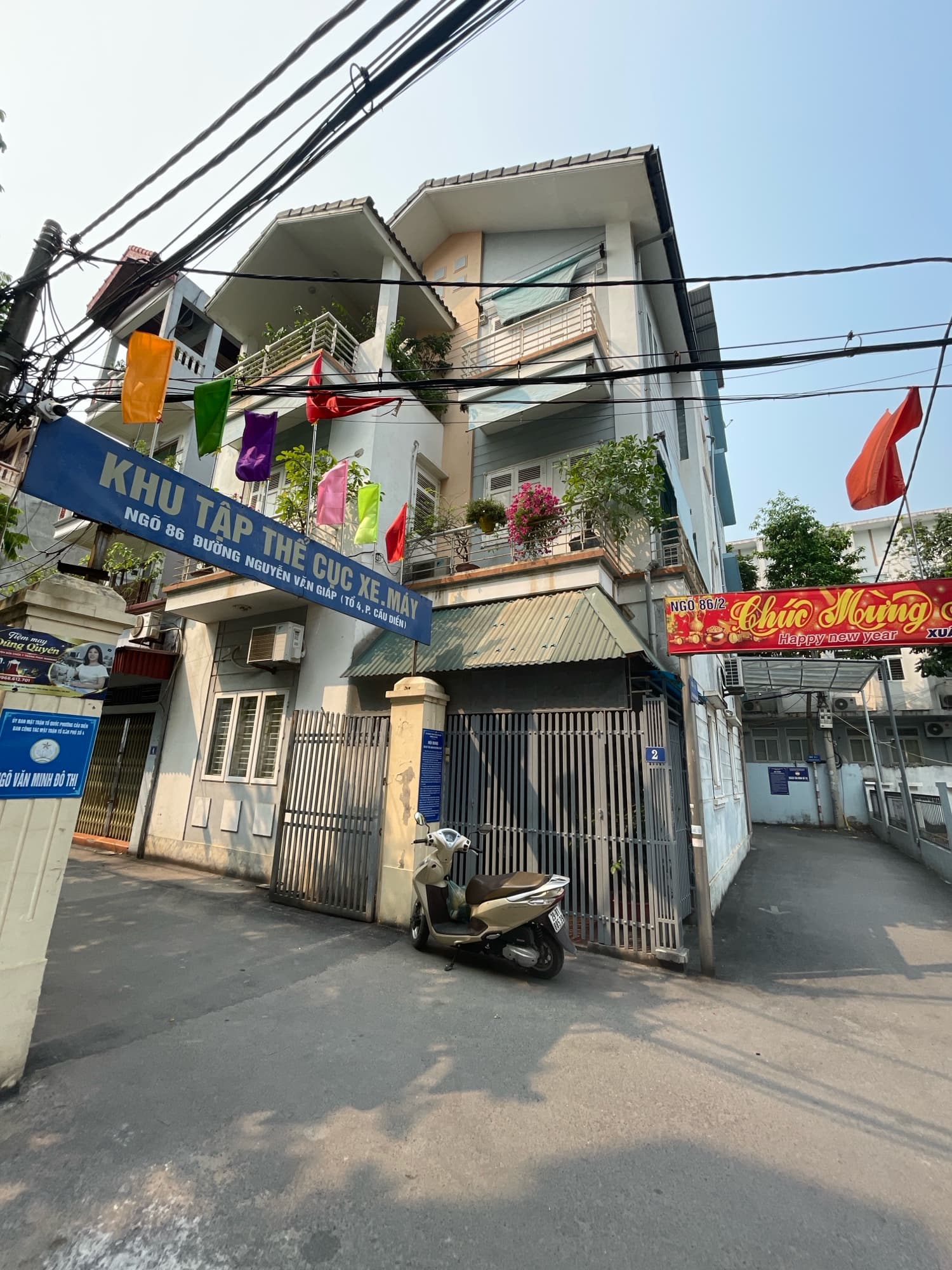 Nhà đất mặt phố, Nam Từ Liêm, Hà Nội - 83m² giá 30.5 tỷ