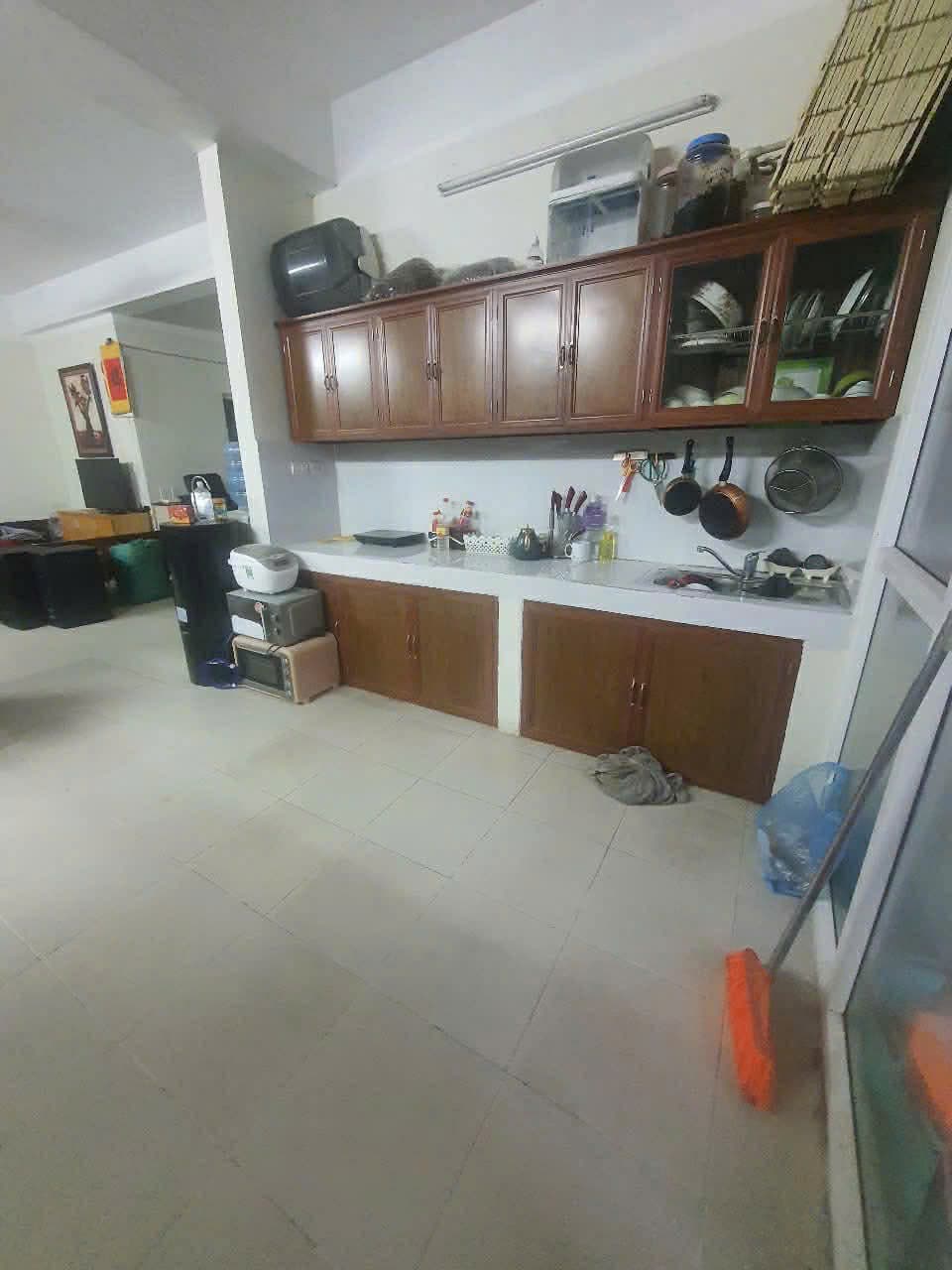 Căn hộ mặt phố, Tây Hồ, Hà Nội - 102m² giá 9.5 tỷ