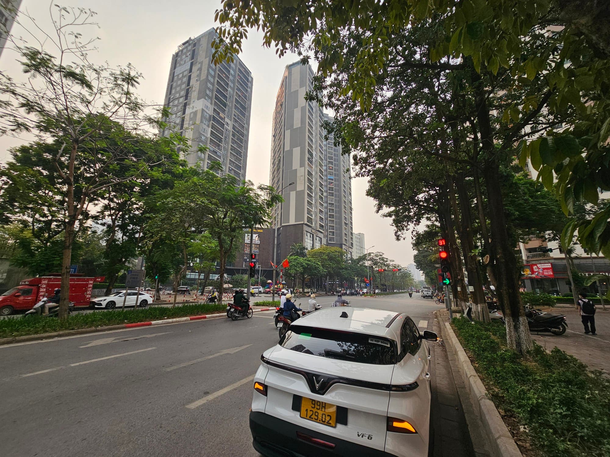 Căn hộ Khu đô thị Trung Hòa - Nhân Chính -, - 121m² giá 11.3 tỷ
