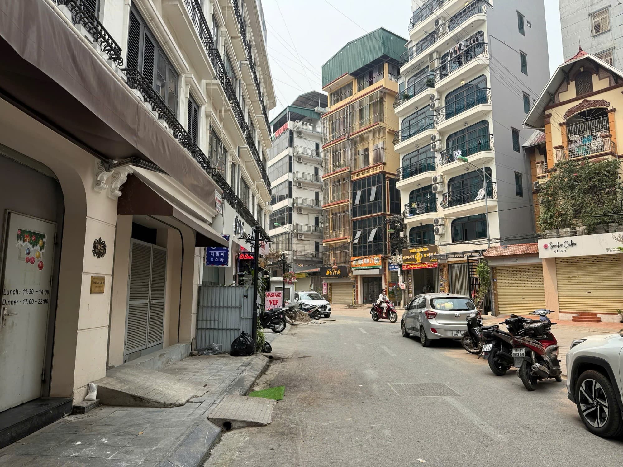 Nhà đất mặt phố, Nam Từ Liêm, Hà Nội - 71m² giá 34 tỷ