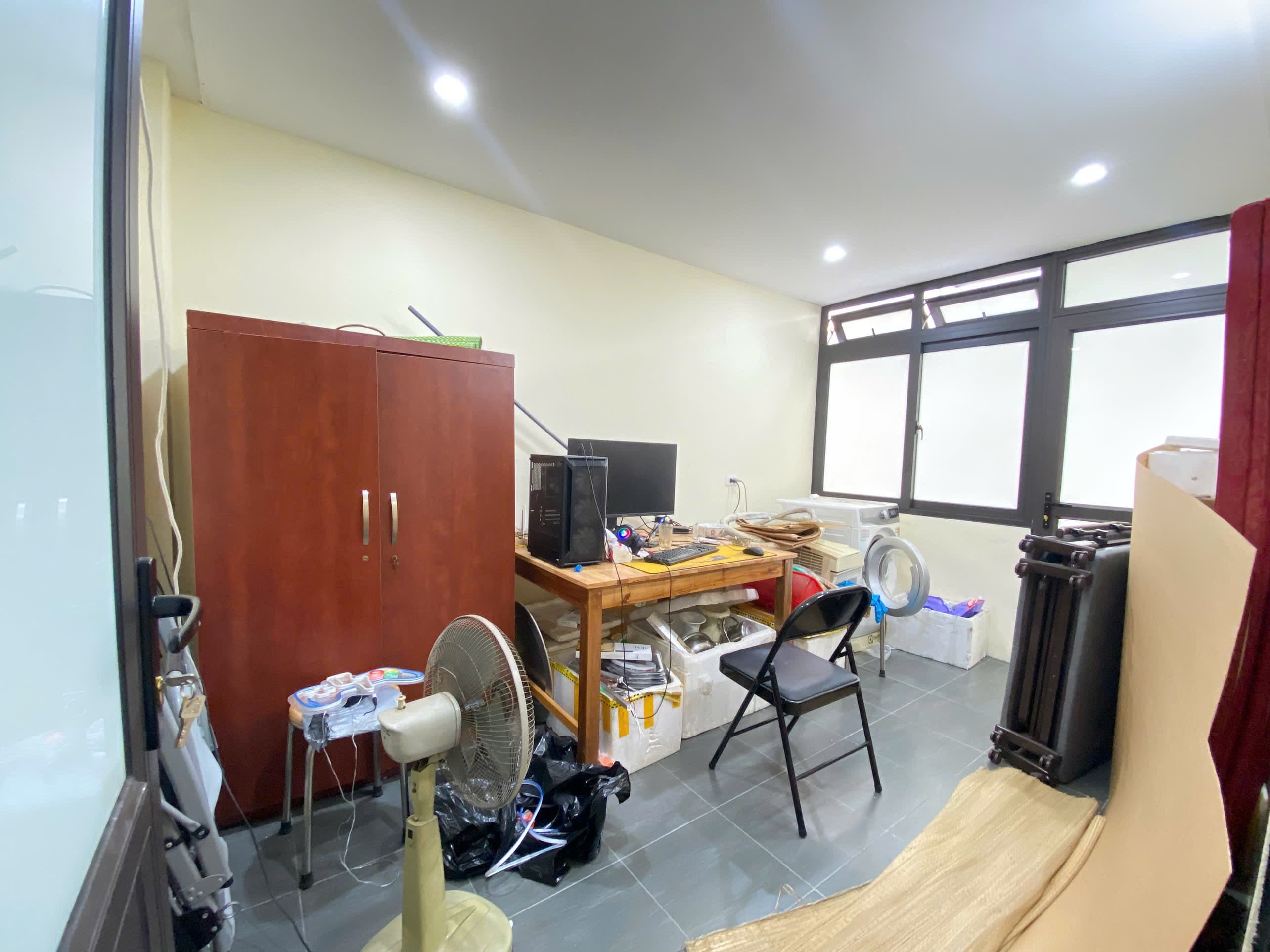 Nhà đất mặt phố, Cầu Giấy, Hà Nội - 44m² giá 11.5 tỷ