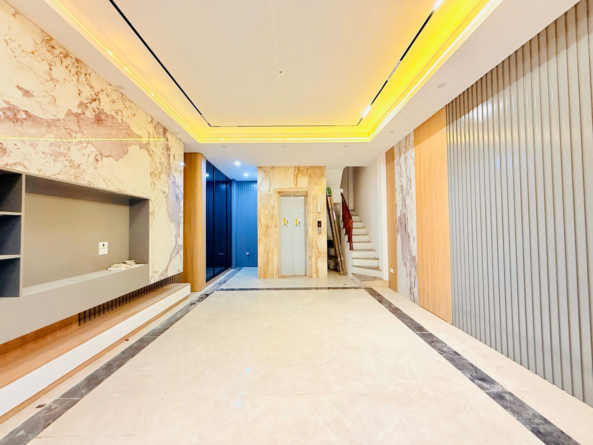 Nhà đất mặt phố, Hai Bà Trưng, Hà Nội - 38m² giá 13.9 tỷ