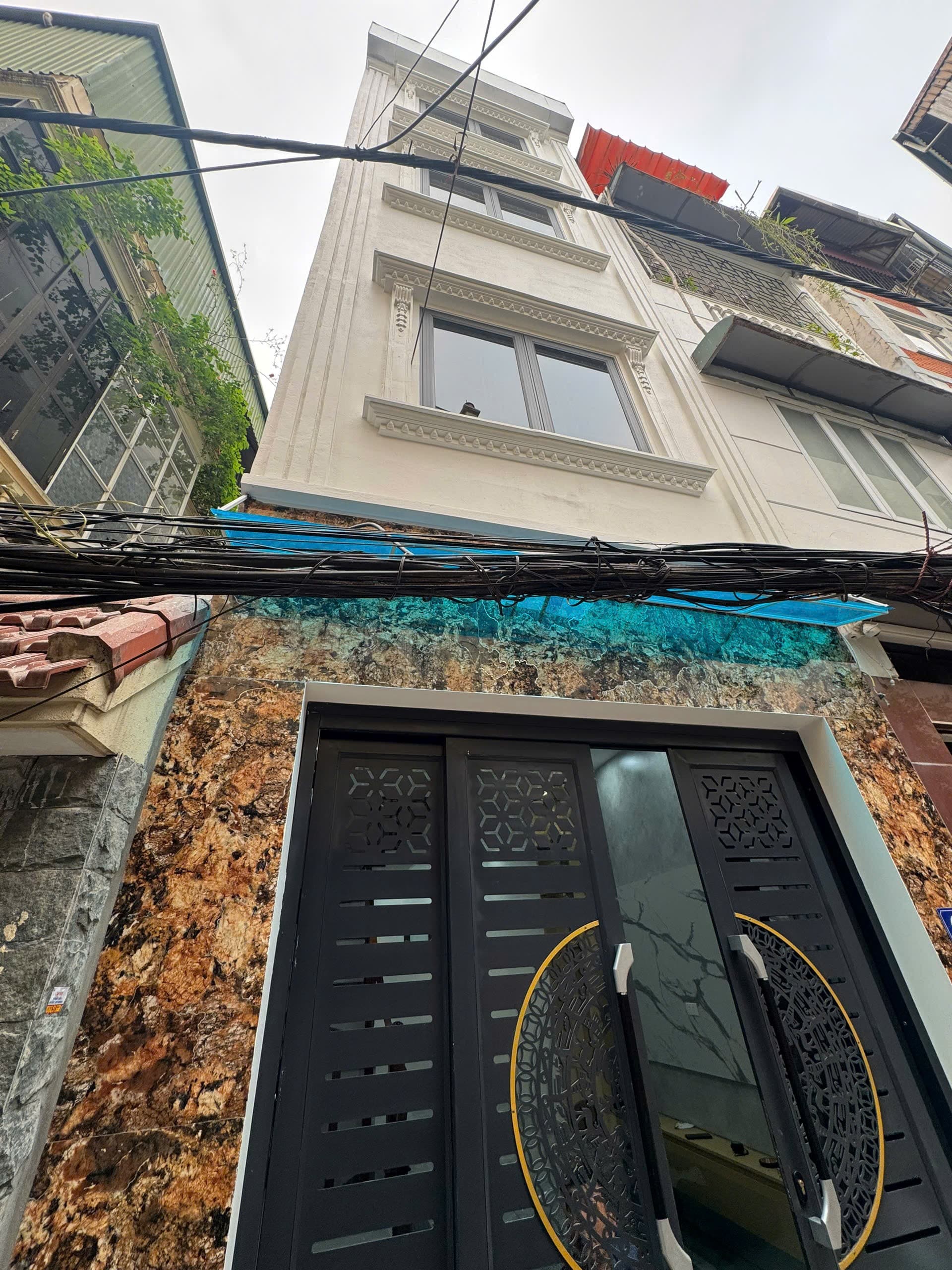 Nhà đất mặt phố, Hoàng Mai, Hà Nội - 33m² giá 8.6 tỷ
