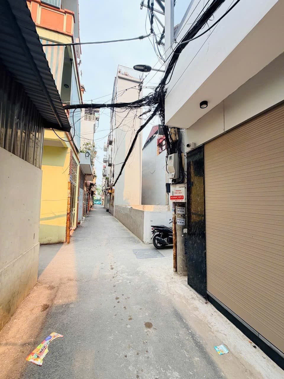 Nhà đất mặt phố, Long Biên, Hà Nội - 33m² giá 14.5 tỷ