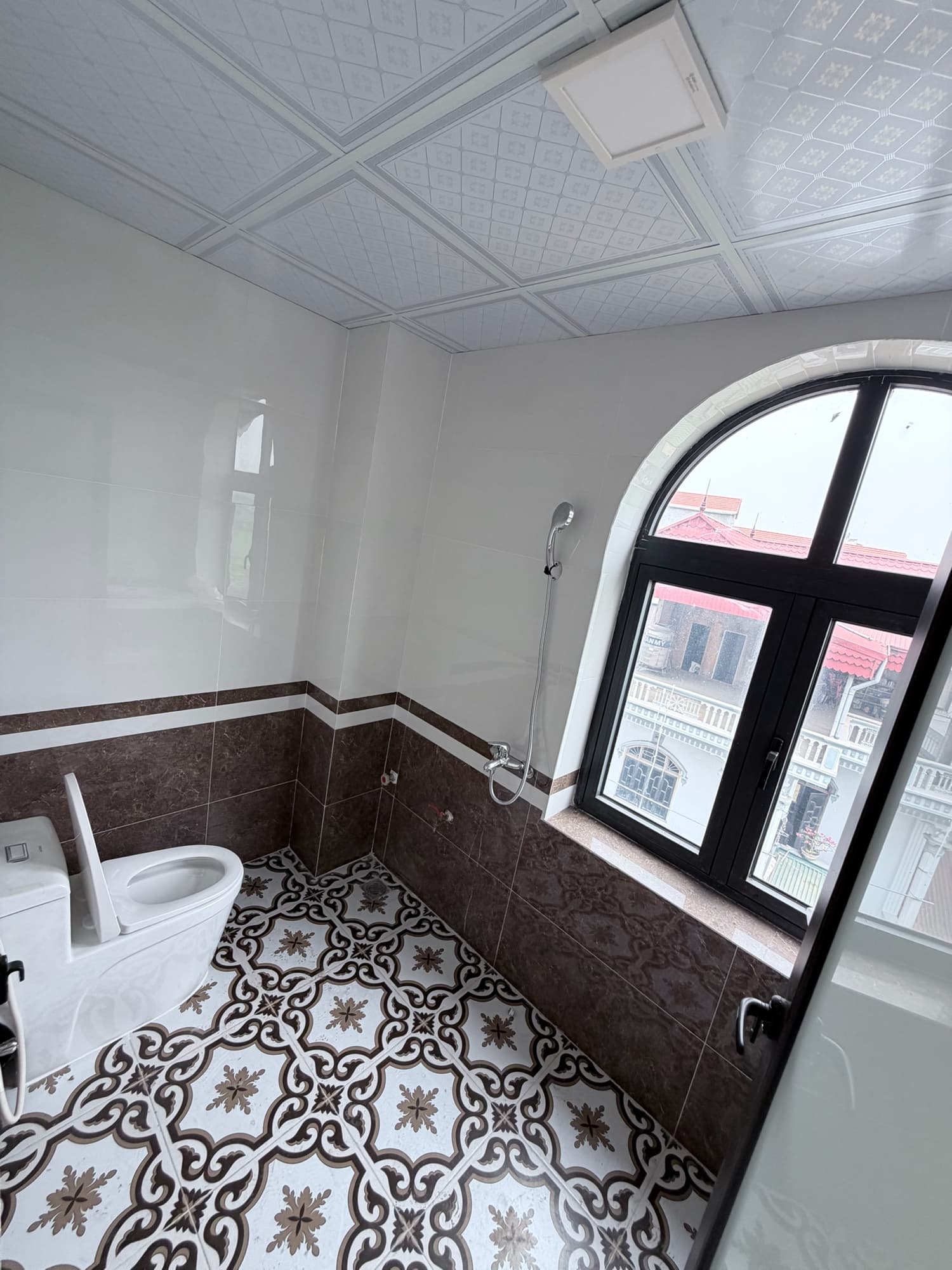 Nhà đất mặt phố Hoài Đức, Hà Nội - 81m² giá 27 tỷ