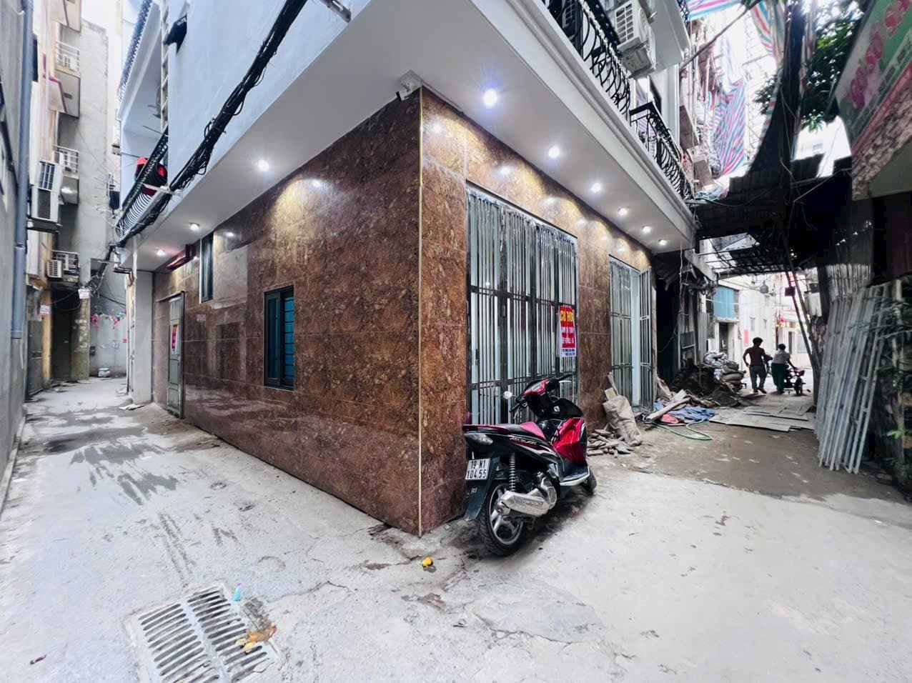 Nhà đất mặt phố, Nam Từ Liêm, Hà Nội - 71m² giá 22 tỷ