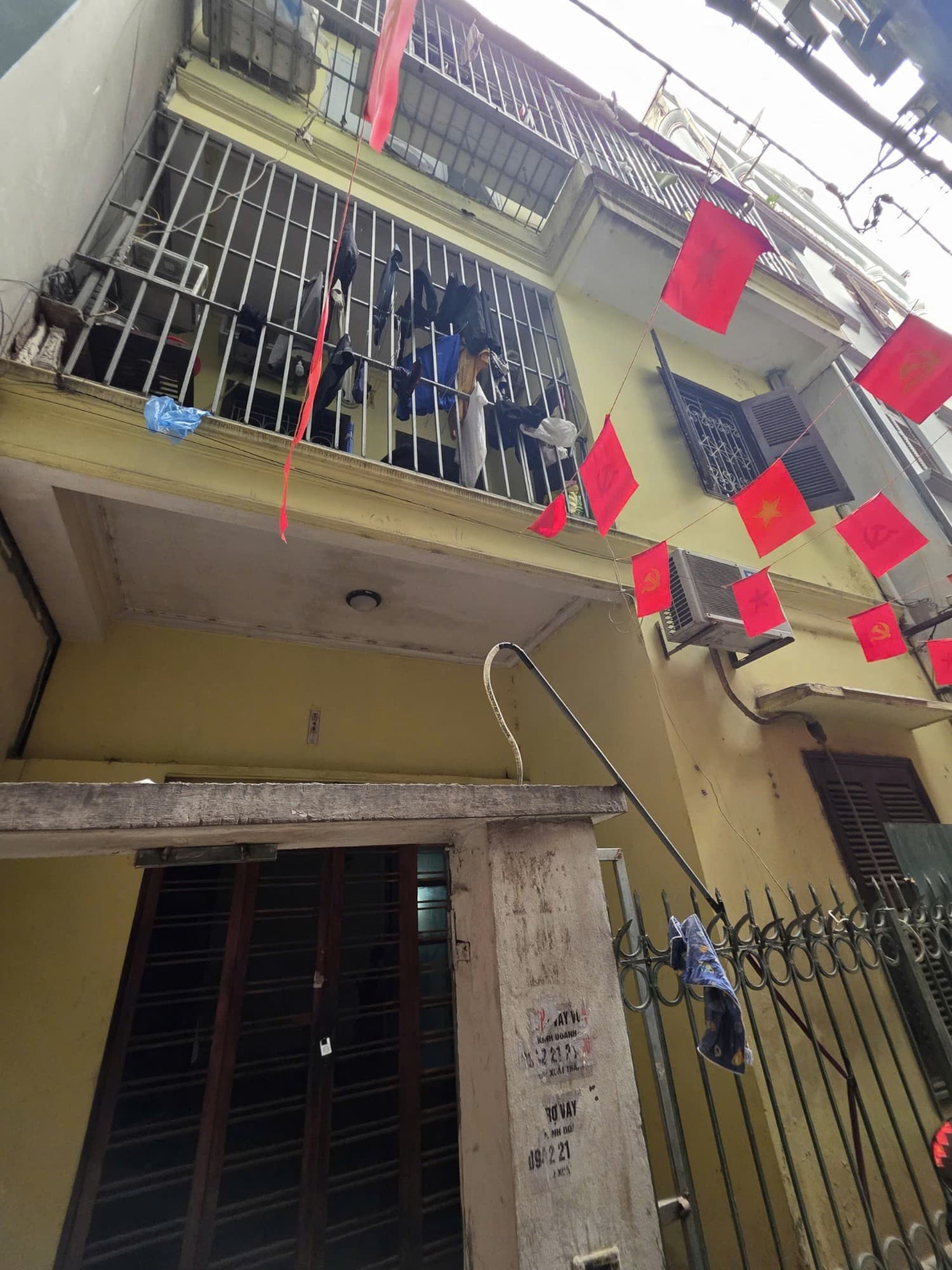 Nhà đất mặt phố, Cầu Giấy, Hà Nội - 65m² giá 15 tỷ