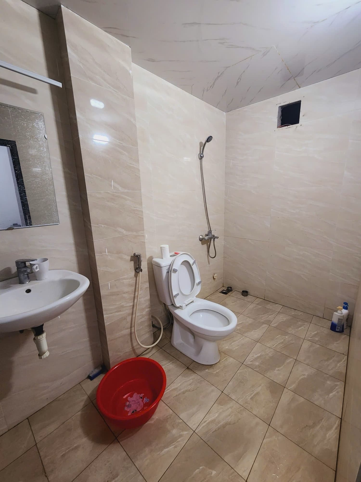 Nhà đất mặt phố, Đống Đa, Hà Nội - 42m² giá 10.2 tỷ