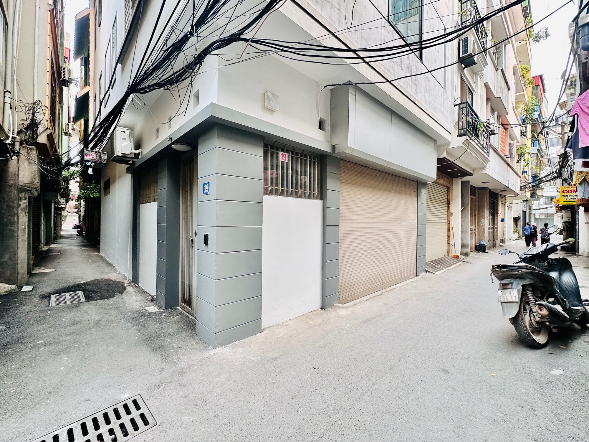 Nhà đất mặt phố, Nam Từ Liêm, Hà Nội - 68m² giá 28.8 tỷ