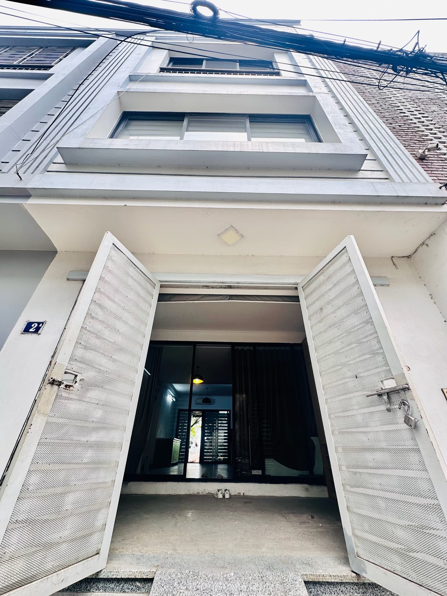 Nhà đất mặt phố, Long Biên, Hà Nội - 93m² giá 11.5 tỷ