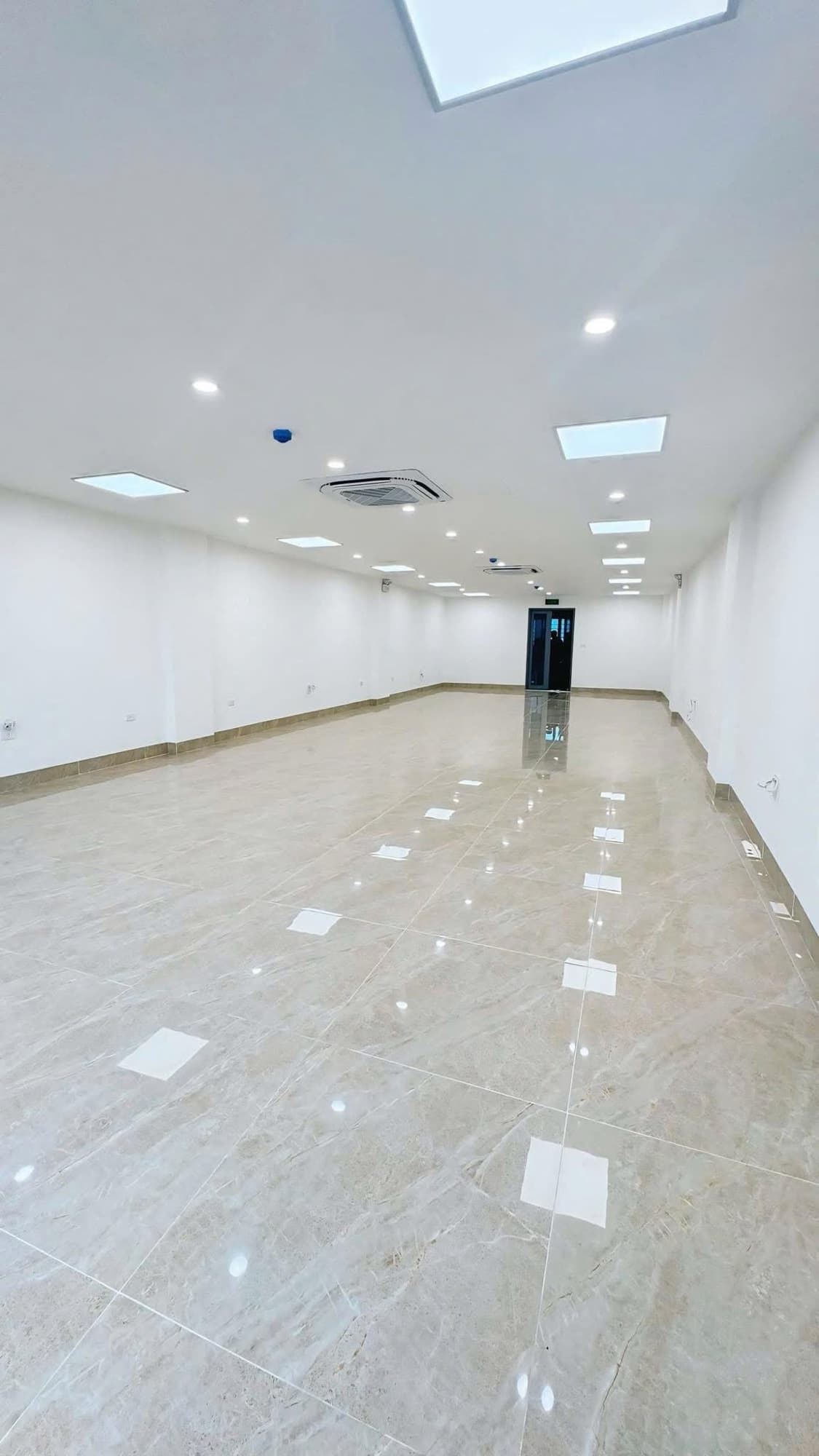 Nhà đất mặt phố, Thanh Xuân, Hà Nội - 120m² giá 73 tỷ