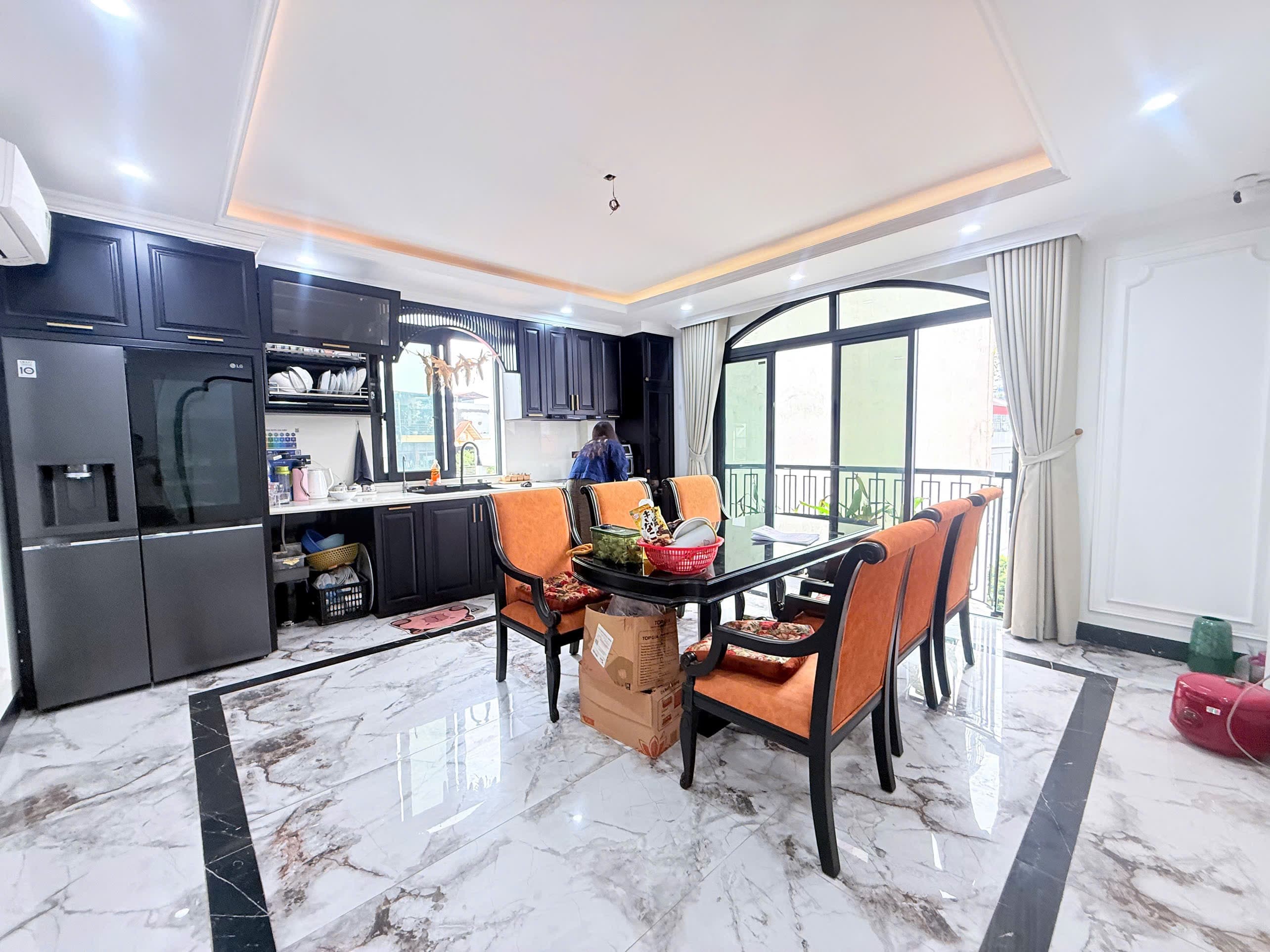 Nhà đất mặt phố, Tây Hồ, Hà Nội - 33m² giá 18.5 tỷ