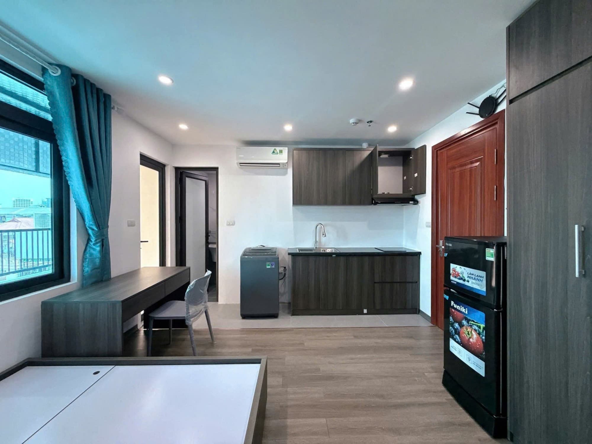 Nhà đất mặt phố, Cầu Giấy, Hà Nội - 73m² giá 28.5 tỷ