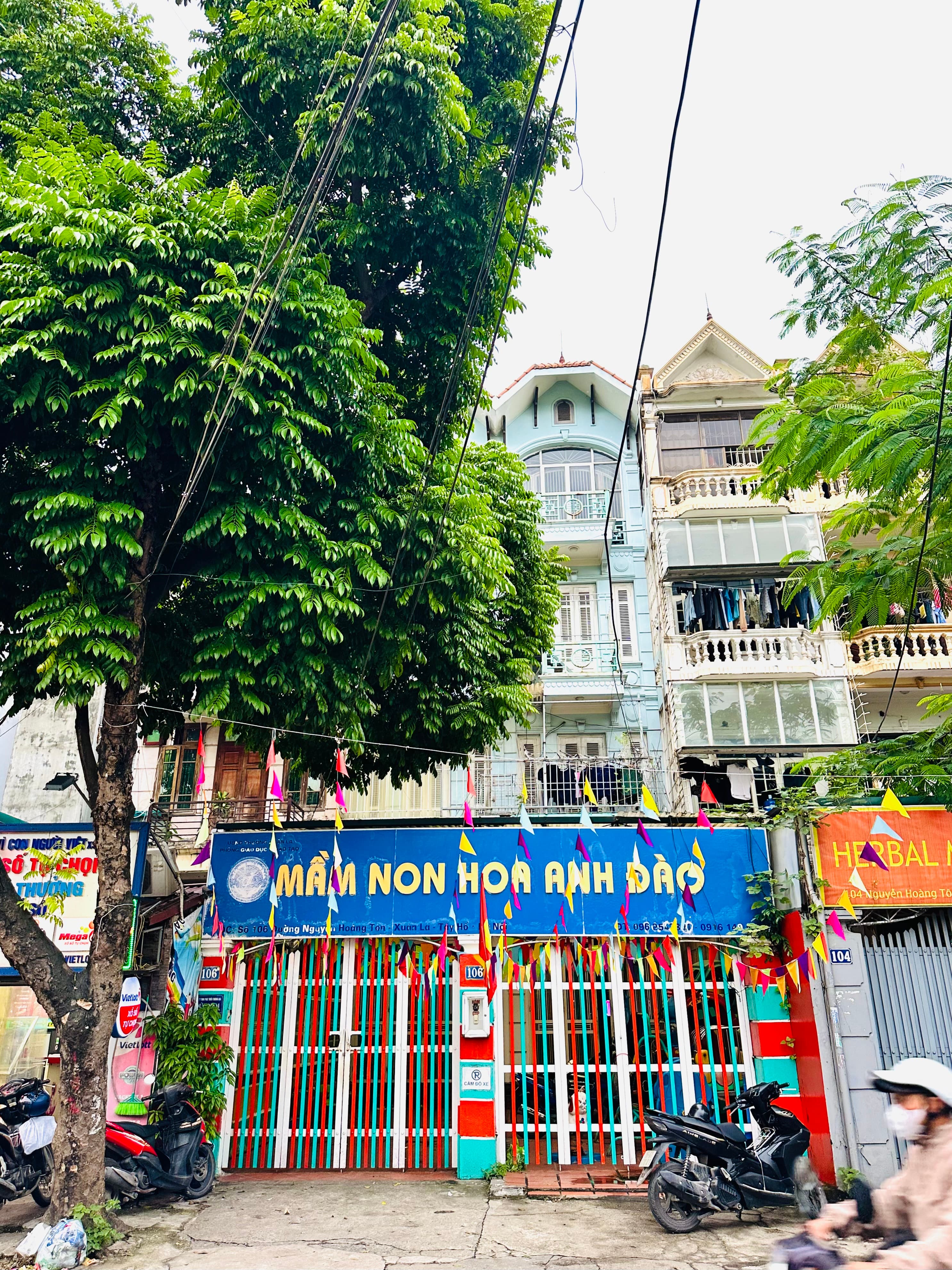 Nhà đất mặt phố, Tây Hồ, Hà Nội - 126m² giá 90 tỷ