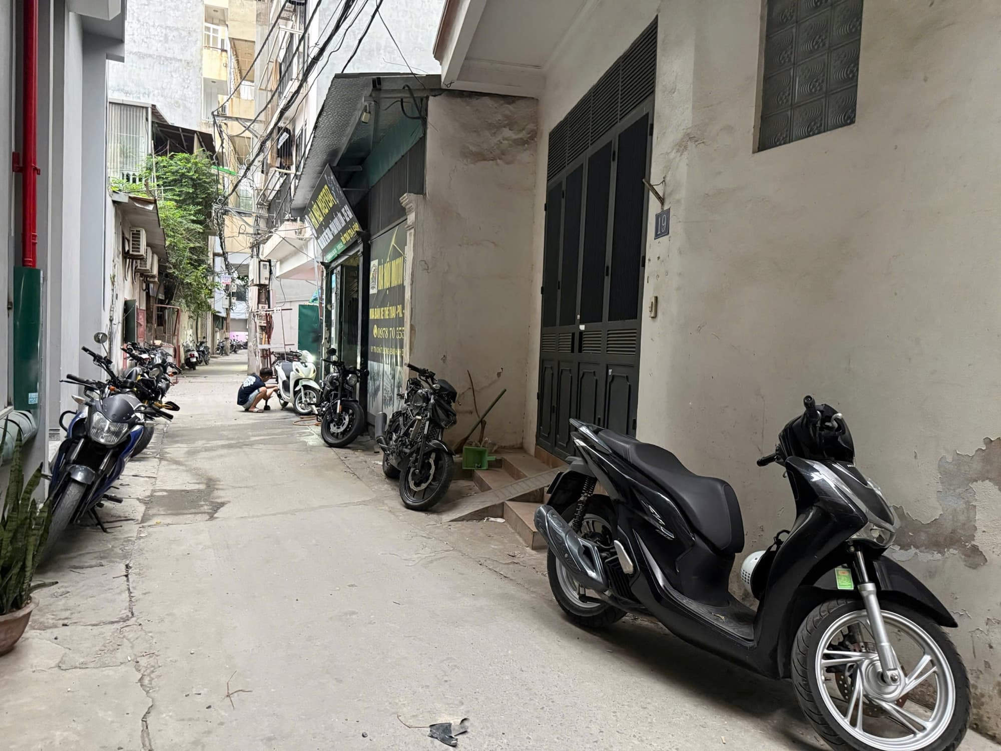 Nhà đất mặt phố, Hoàng Mai, Hà Nội - 64m² giá 12.8 tỷ