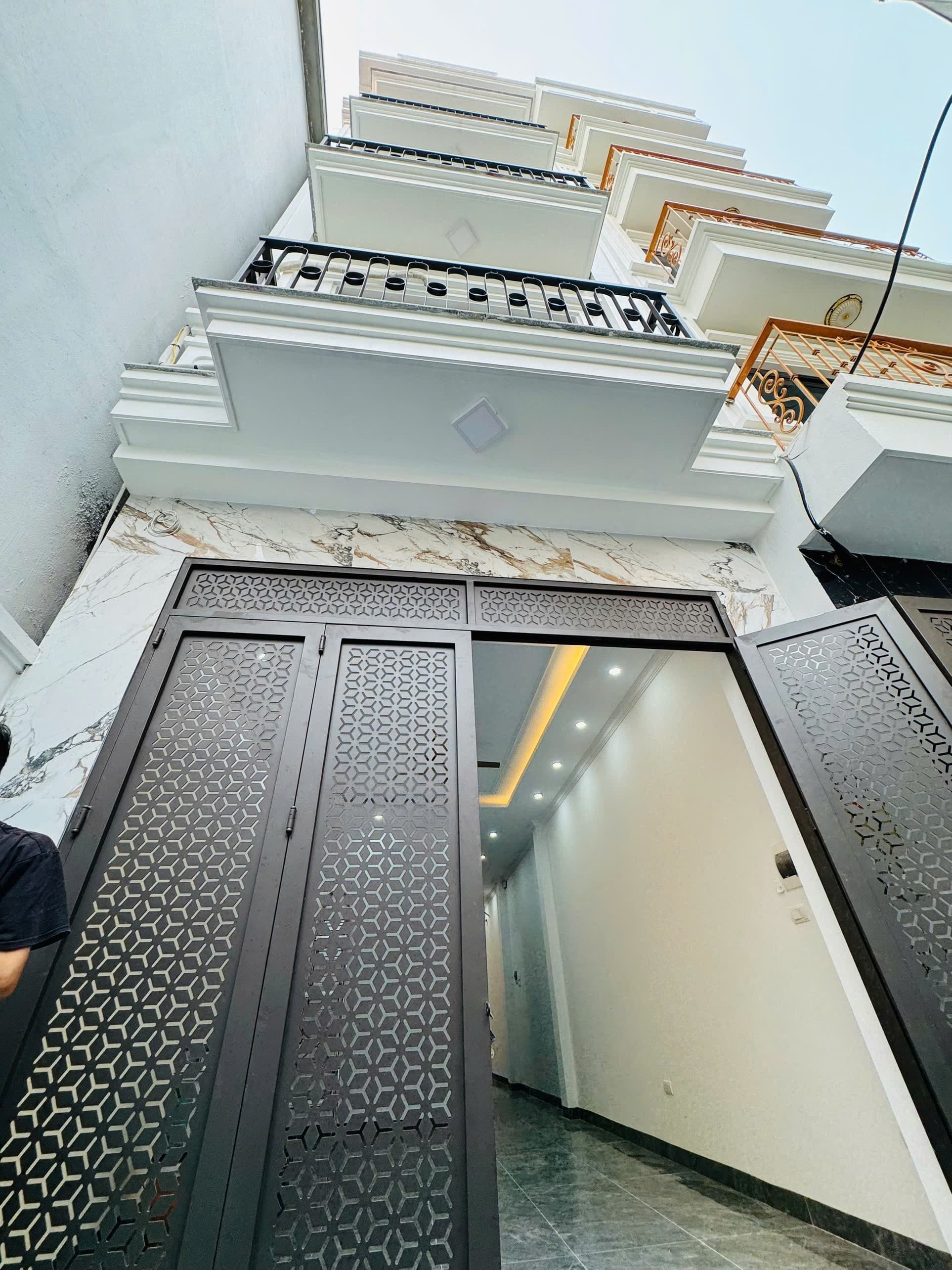 Nhà đất mặt phố, Bắc Từ Liêm, Hà Nội - 53m² giá 8.5 tỷ