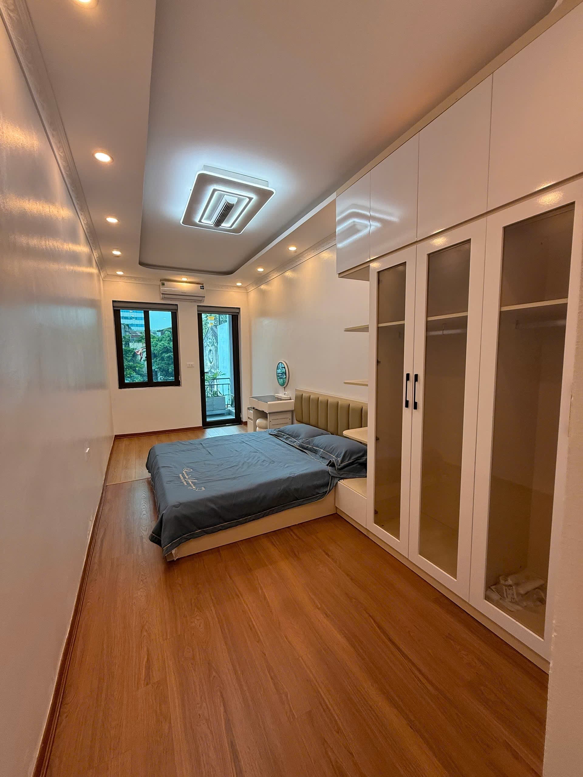 Nhà đất mặt phố, Đống Đa, Hà Nội - 24m² giá 8.5 tỷ
