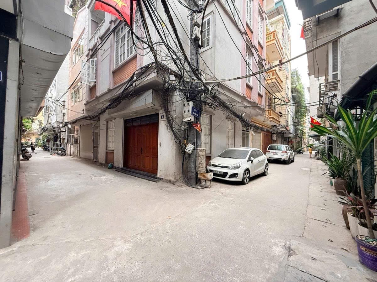Nhà đất mặt phố, Thanh Xuân, Hà Nội - 40m² giá 20.6 tỷ