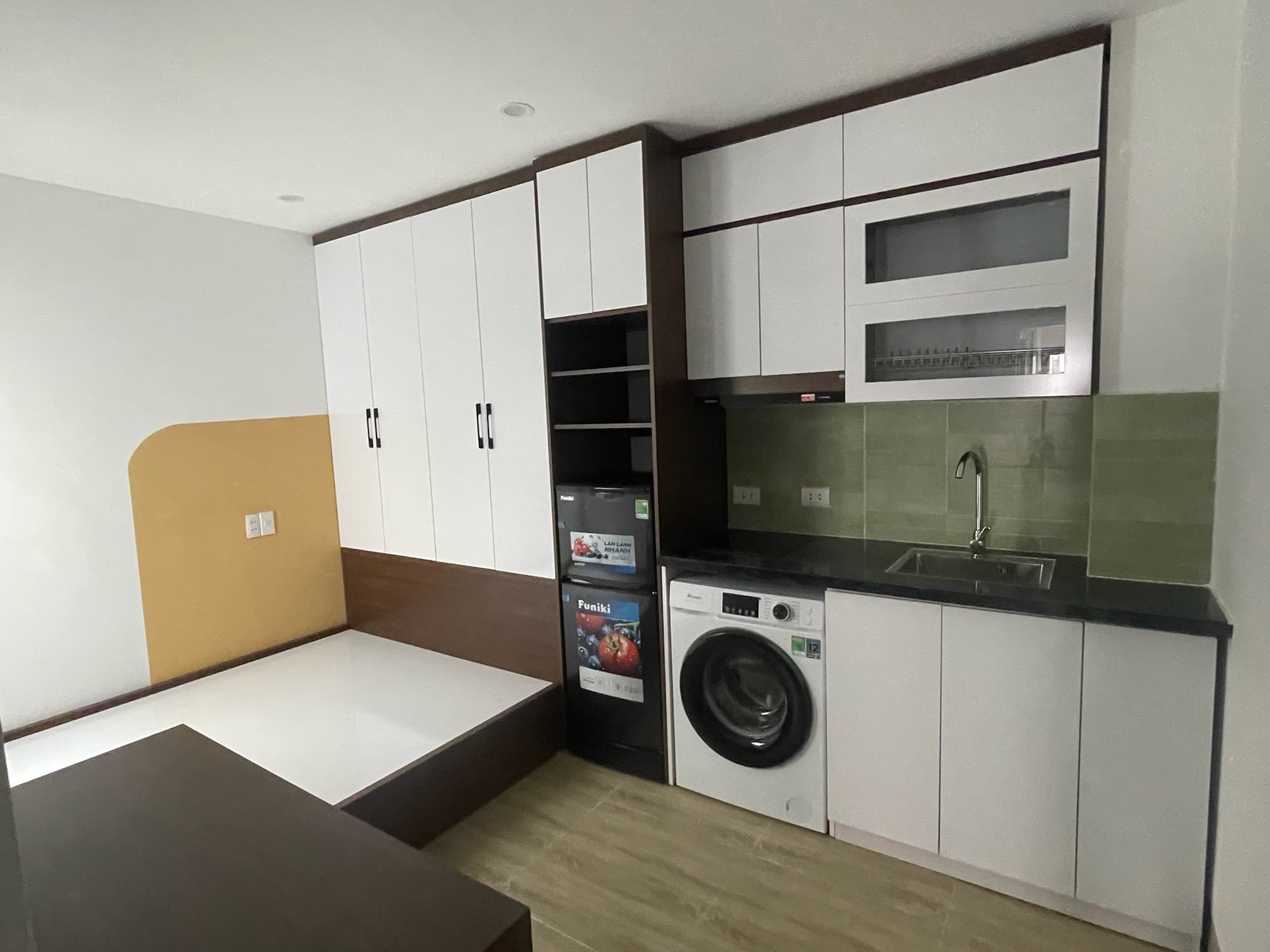 Nhà đất mặt phố, Cầu Giấy, Hà Nội - 64m² giá 16.9 tỷ