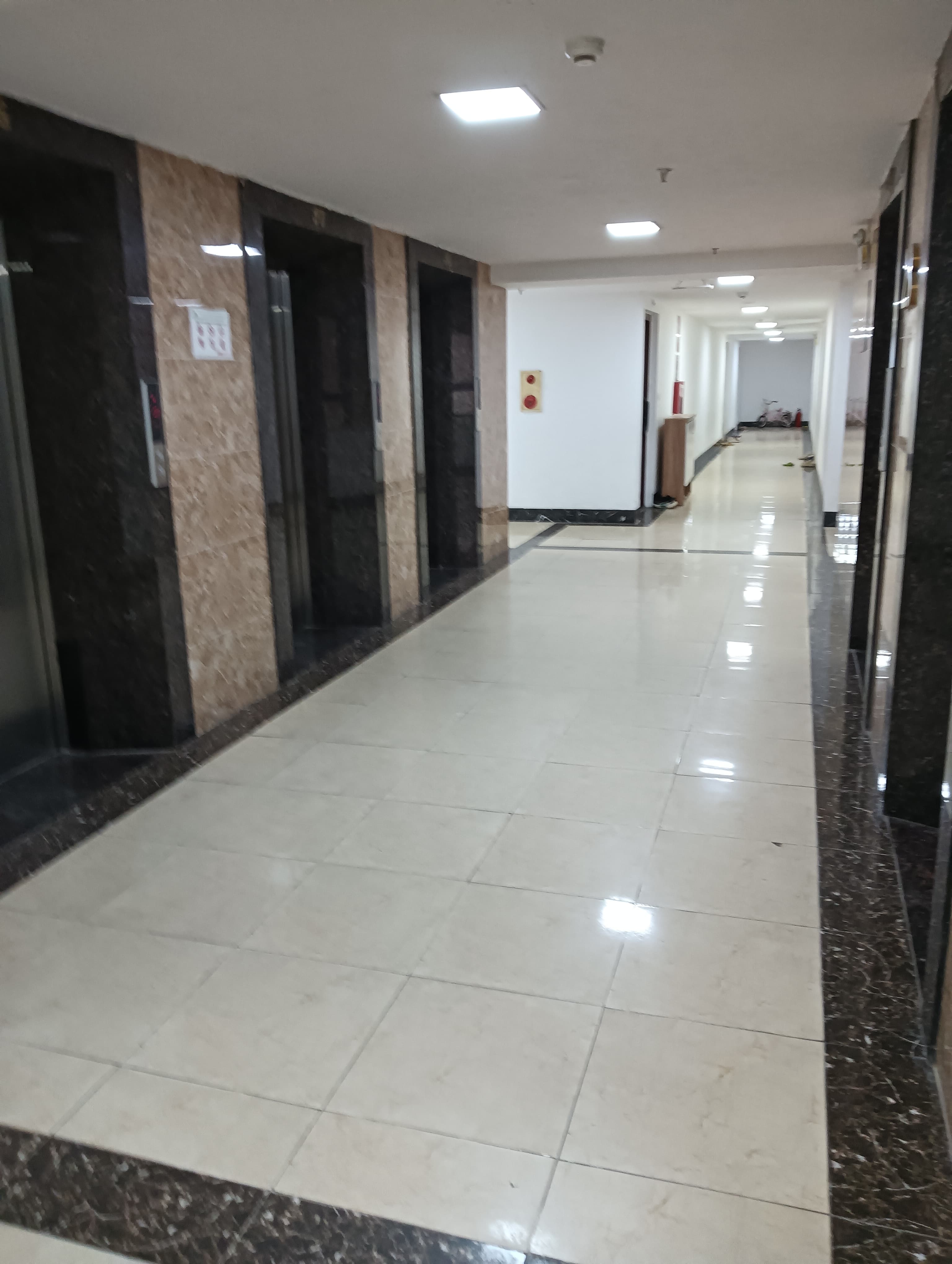 Căn hộ mặt phố Hoàng Mai, Hà Nội - 72m² giá 5.6 tỷ