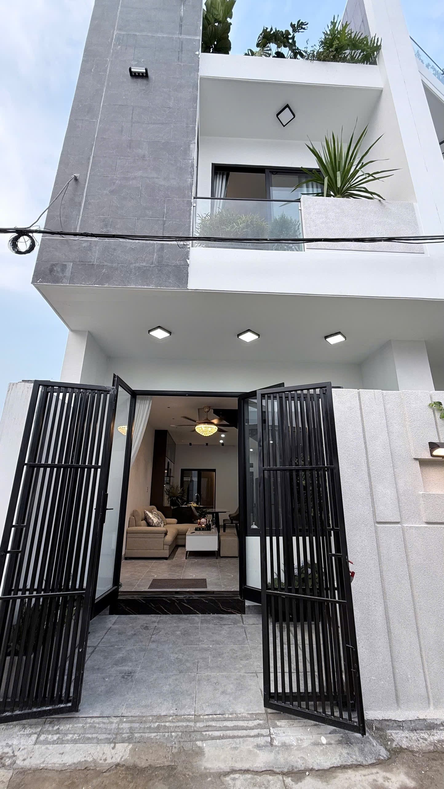 Nhà đất mặt phố Liên Chiểu, Đà Nẵng - 62.5m² giá 5.19 tỷ
