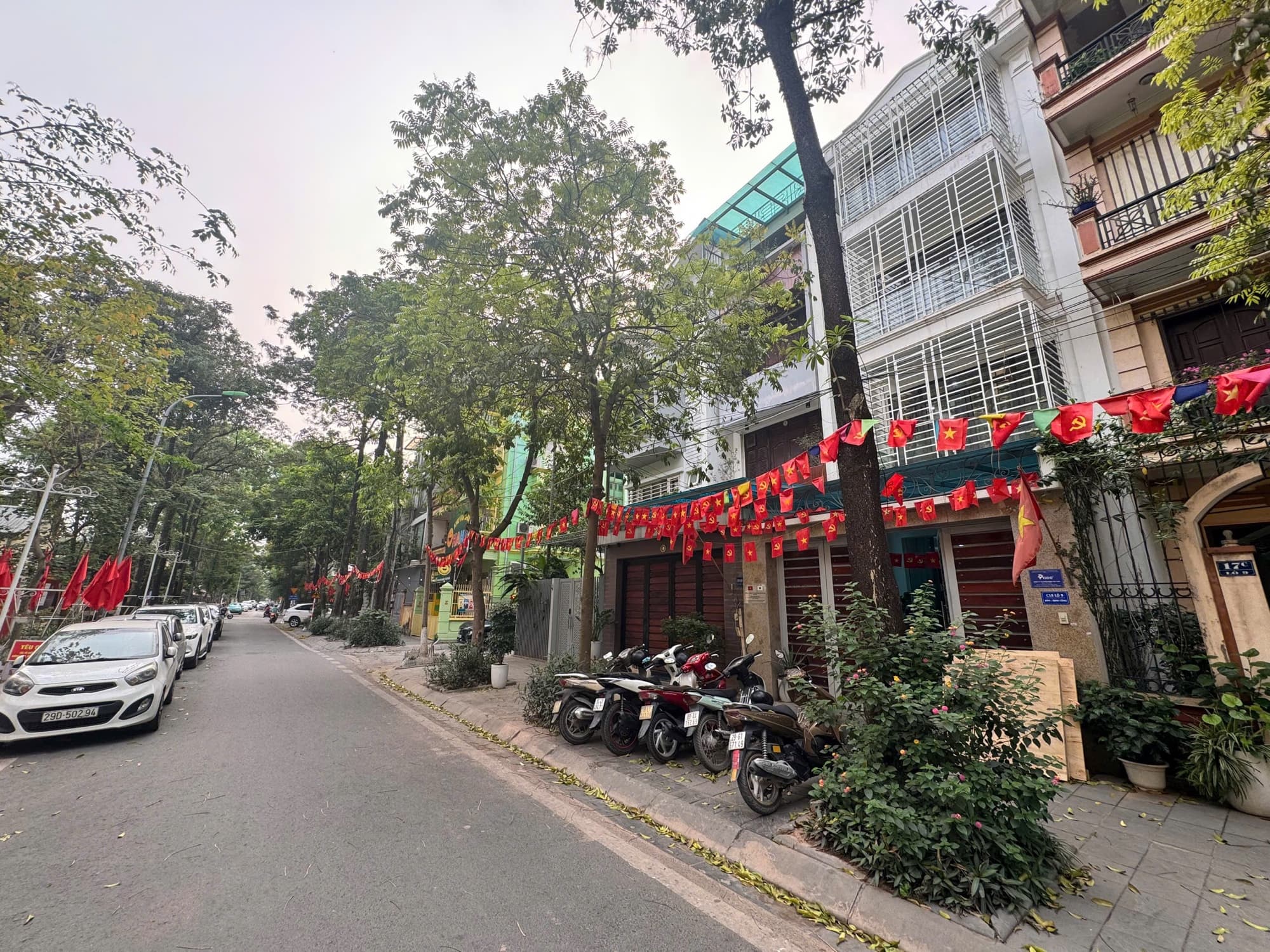 Nhà đất mặt phố, Hoàng Mai, Hà Nội - 25m² giá 11 tỷ