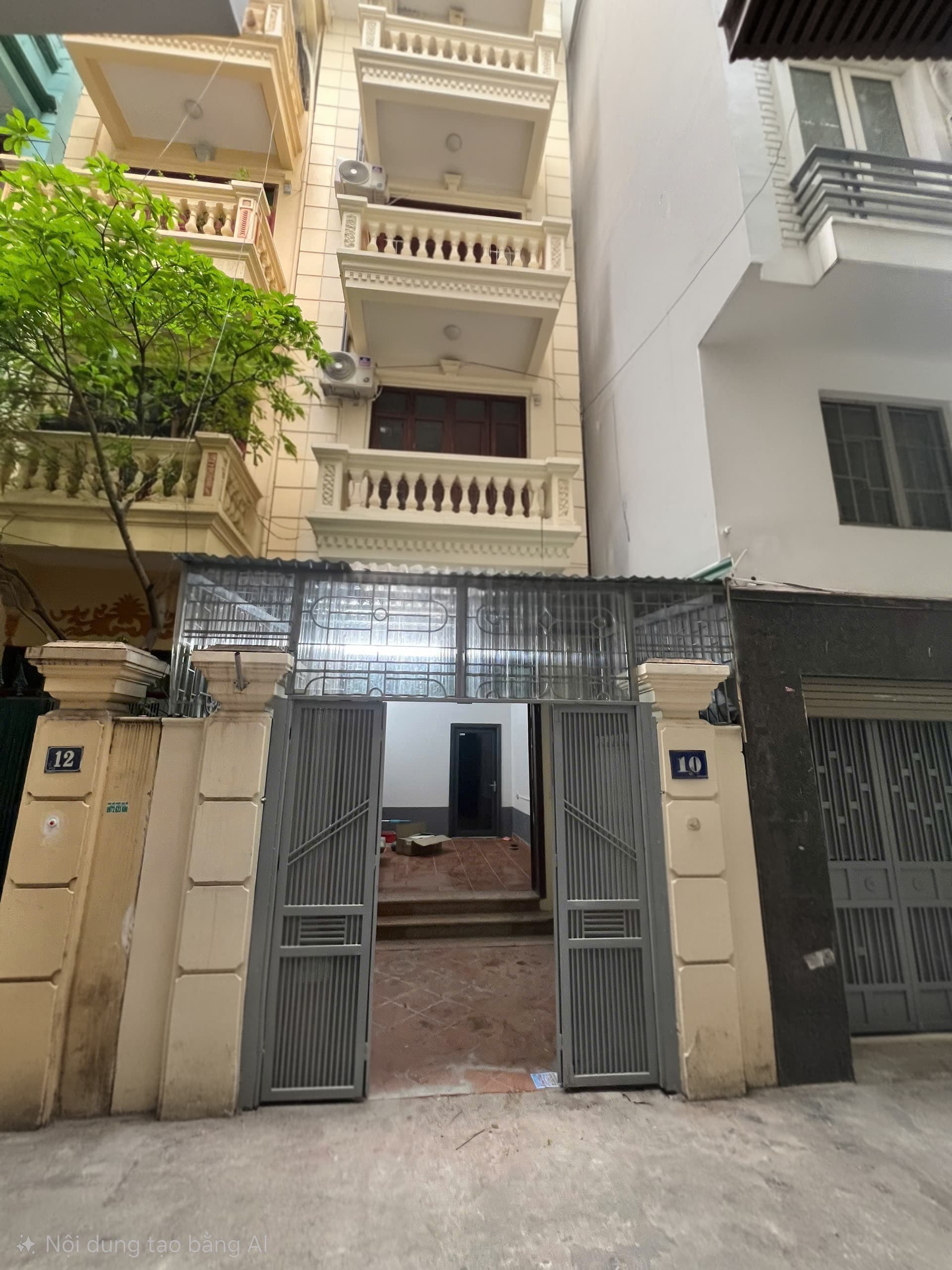 Nhà đất mặt phố, Cầu Giấy, Hà Nội - 65m² giá 17.9 tỷ