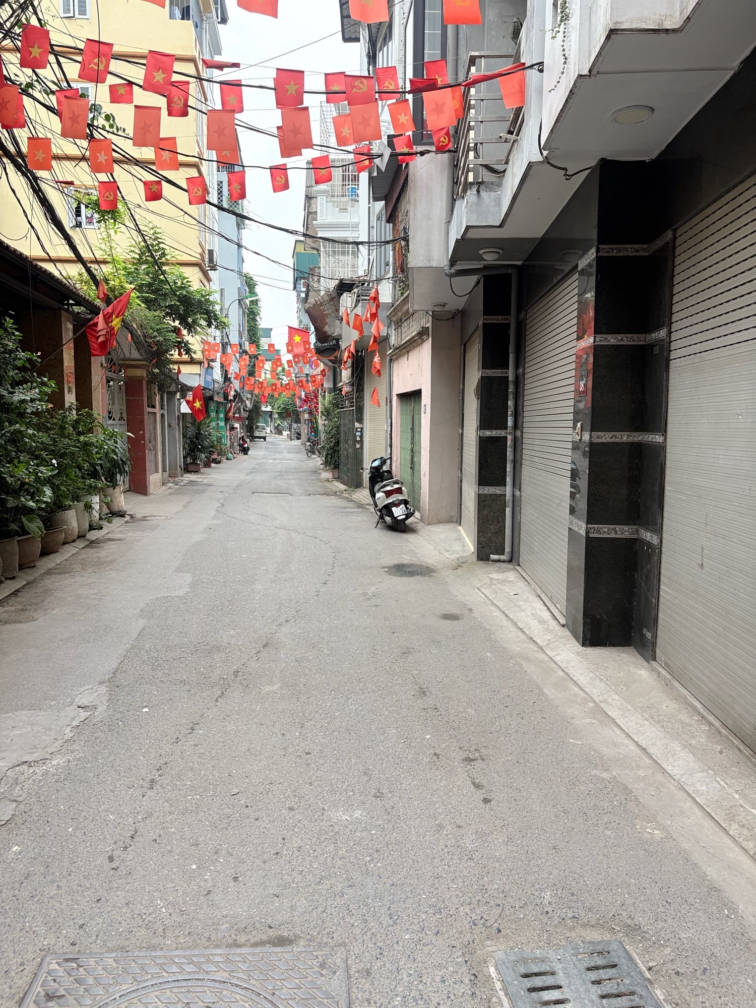 Nhà đất mặt phố, Hoàng Mai, Hà Nội - 100m² giá 16 tỷ