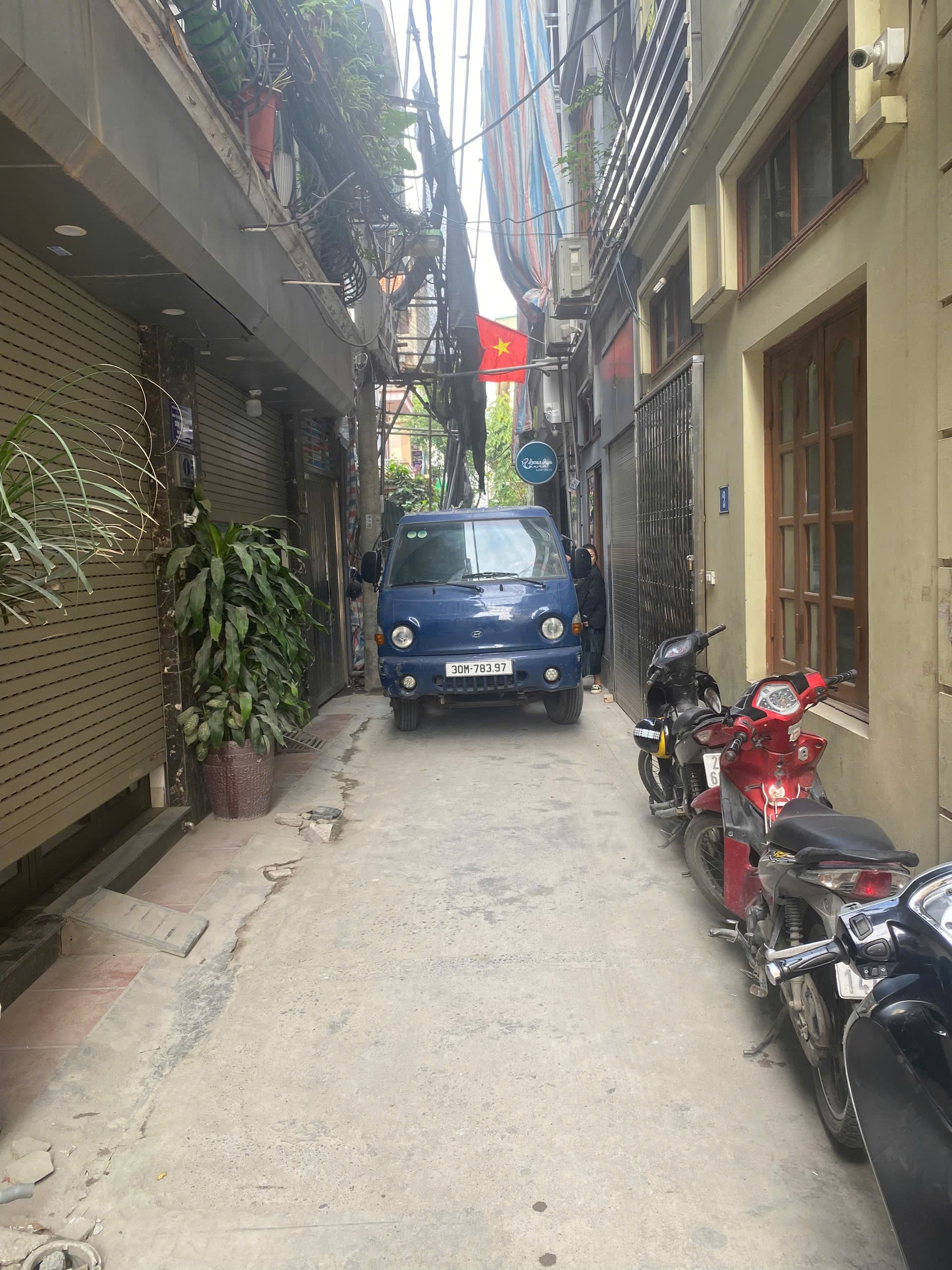 Nhà đất mặt phố, Long Biên, Hà Nội - 42m² giá 11.3 tỷ