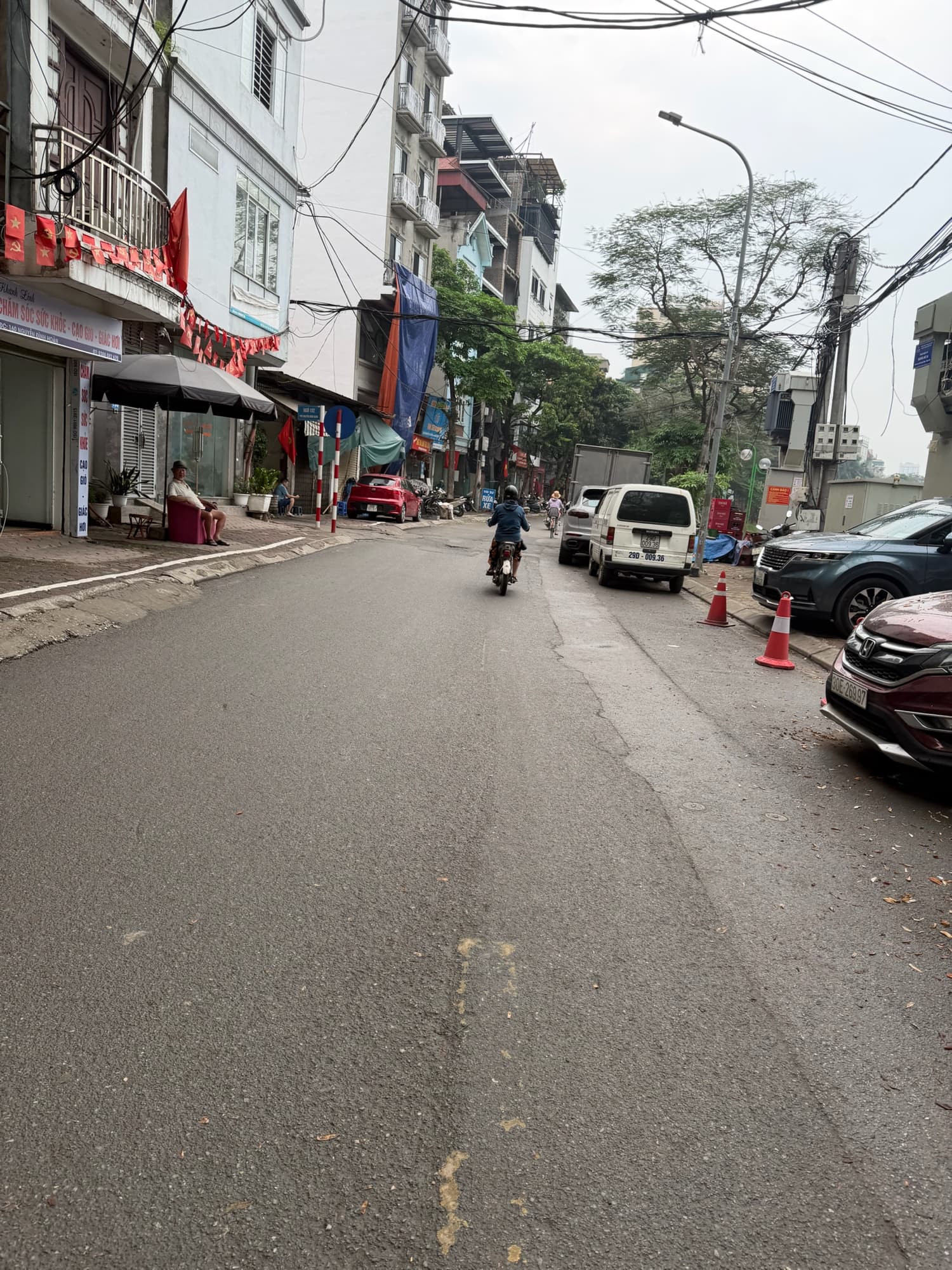 Nhà đất mặt phố, Cầu Giấy, Hà Nội - 141.5m² giá 82.5 tỷ