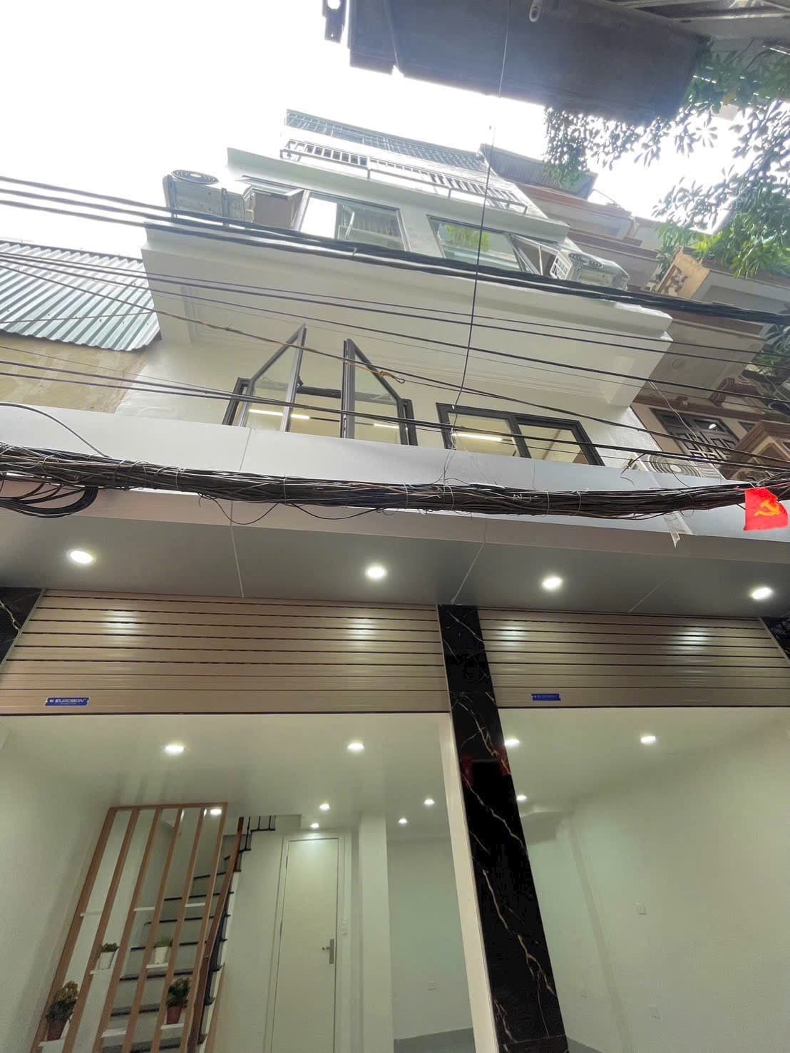 Nhà đất mặt phố, Hoàng Mai, Hà Nội - 32m² giá 12.8 tỷ