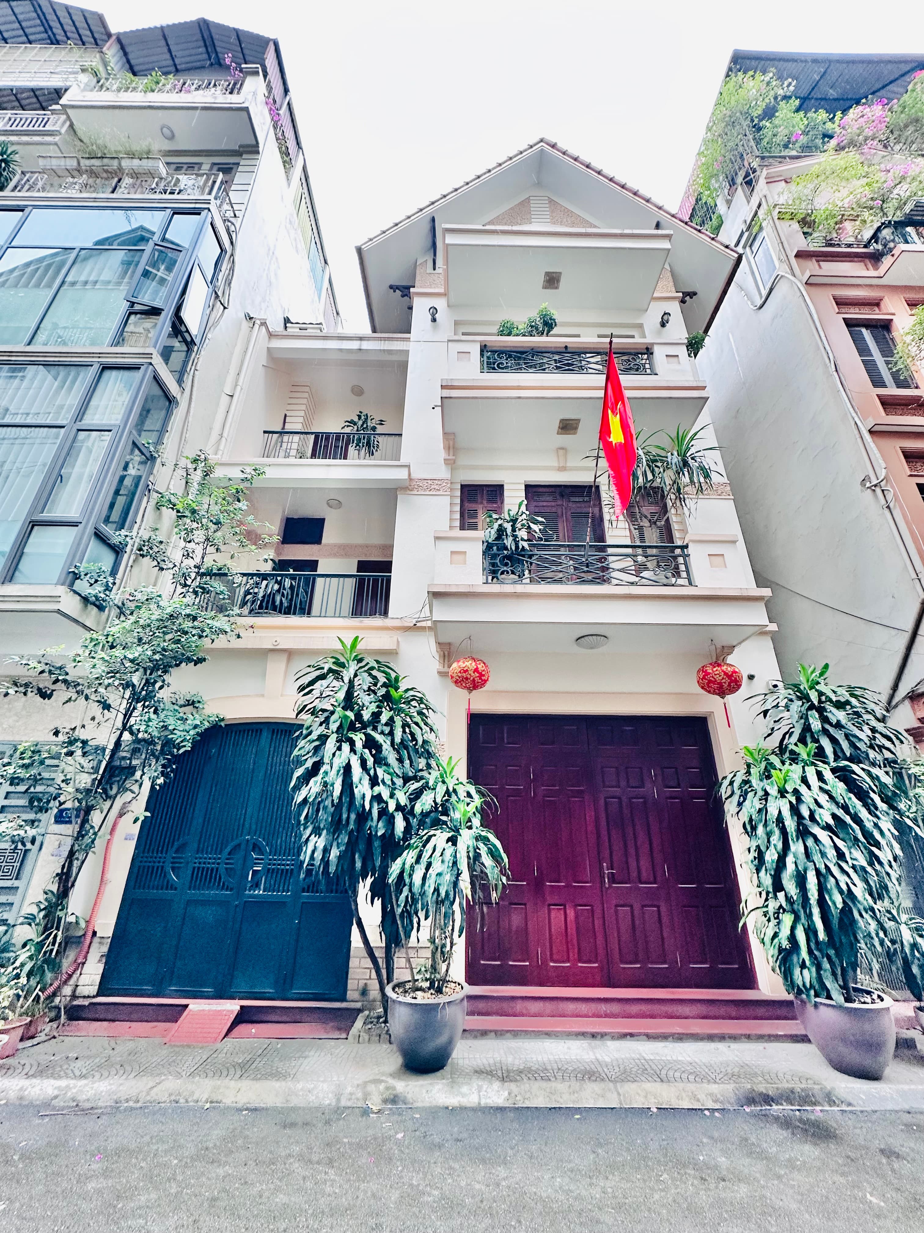 Nhà đất mặt phố, Đống Đa, Hà Nội - 88m² giá 52 tỷ