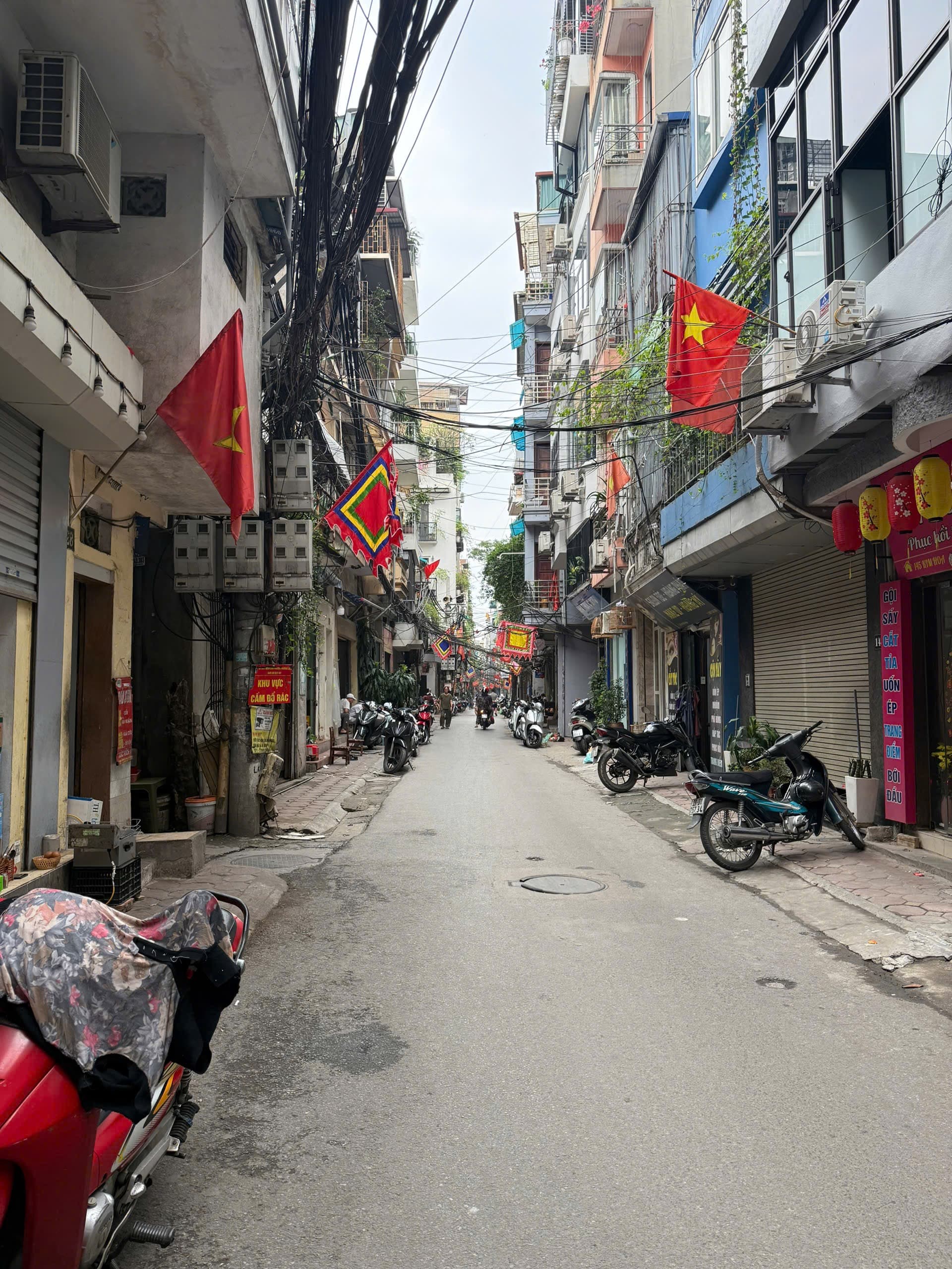 Nhà đất mặt phố, Đống Đa, Hà Nội - 85m² giá 27.5 tỷ