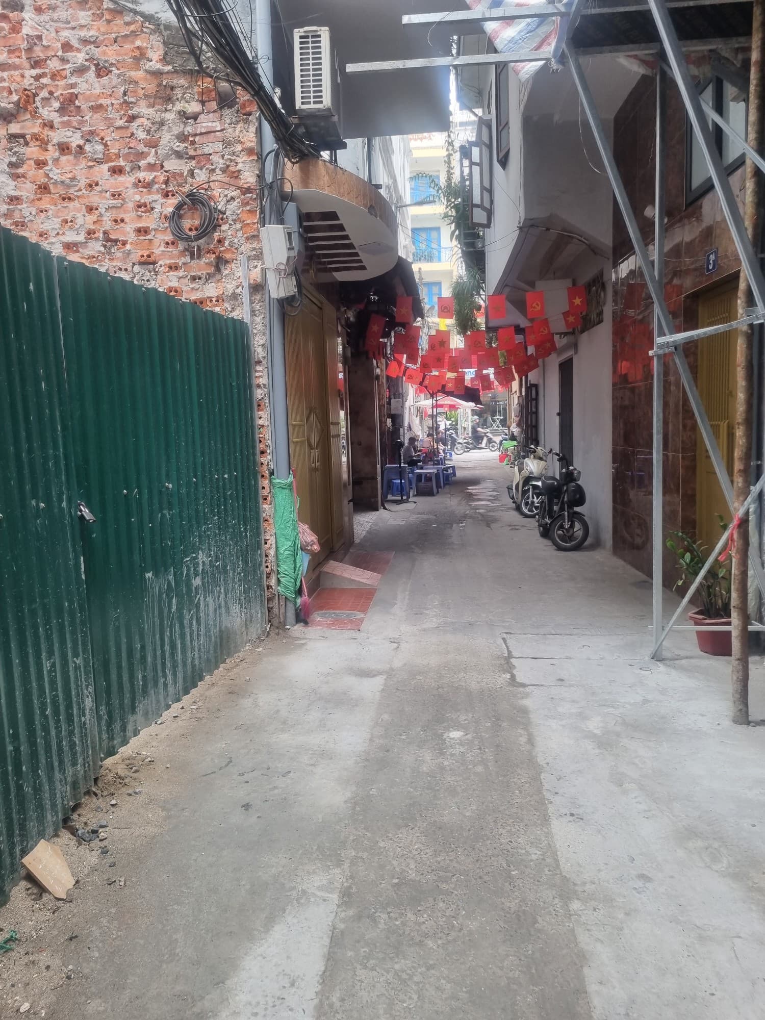 Nhà đất mặt phố, Đống Đa, Hà Nội - 99m² giá 33 tỷ